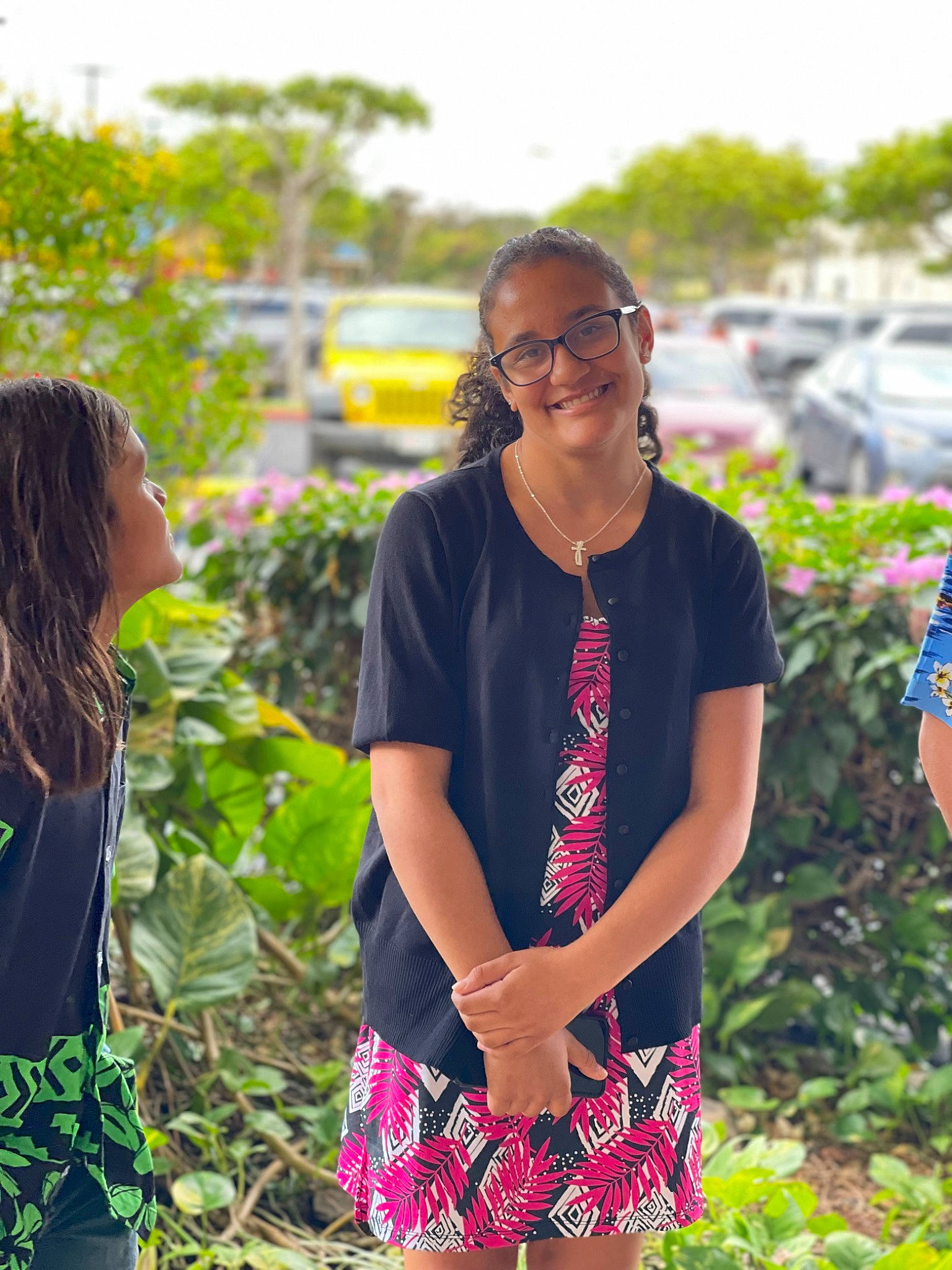 Domanique joined the competition — help win amazing prizes! adaptation, electric_blue, event, eyewear, fun, glasses, grass, grass_family, happy, joy, leaf, leisure, magenta, pattern, person, plant, smile, summer, t_shirt, tree