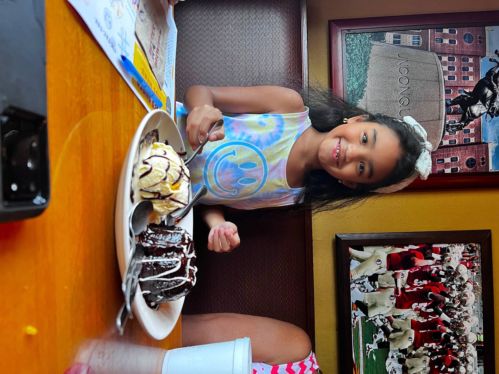 Melany is registered to the contest to win money with this photo: art, baby, child, communication_device, fun, happy, joy, person, picture_frame, room, t_shirt, thigh, toddler, vehicle_door, visual_arts