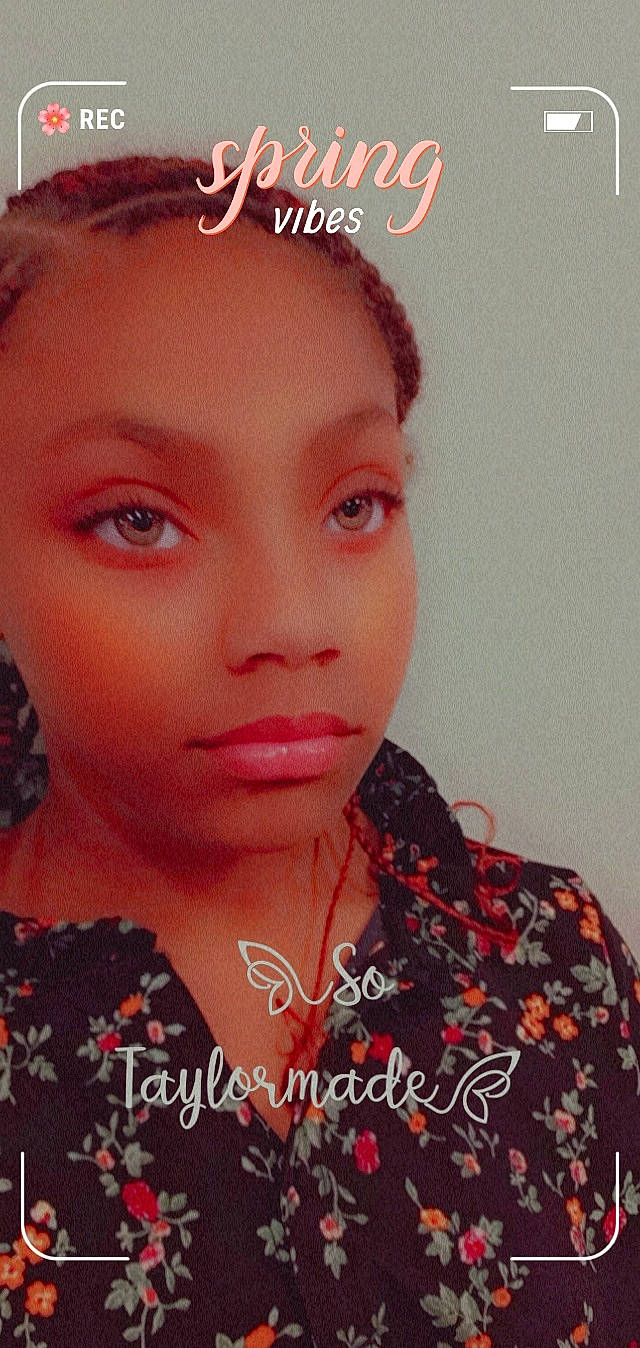 Kalis is registered to the contest to win money with this photo: black_hair, cheek, chin, cosmetics, eye_liner, eye_shadow, eyebrow, eyelash, facial_expression, fashion_design, flash_photography, forehead, jaw, lip, lipstick, long_hair, makeover, neck, nose, person