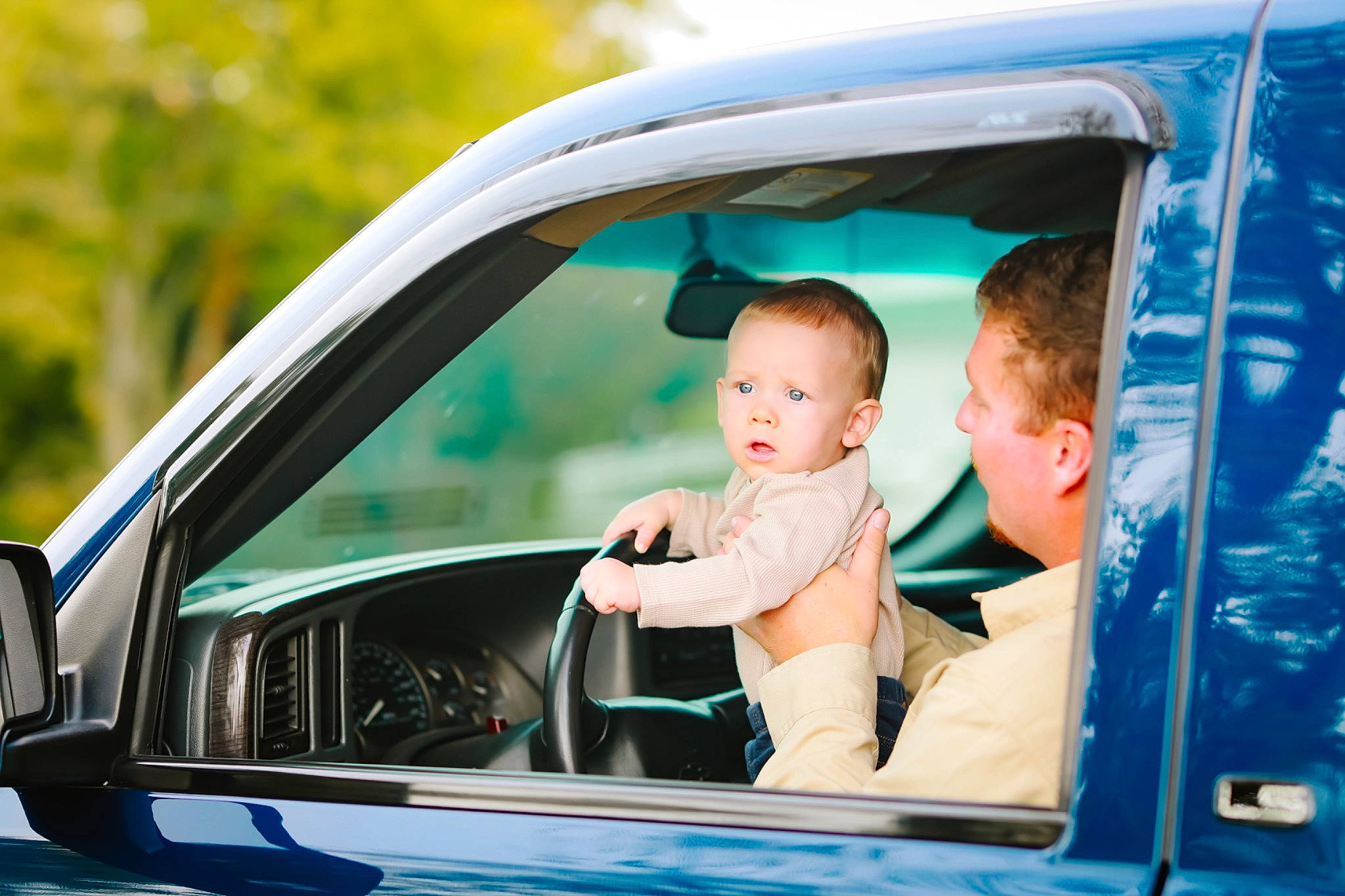 Kayce is registered to the contest to win money with this photo: auto_part, automotive_design, automotive_exterior, automotive_lighting, automotive_mirror, automotive_window_part, car, car_seat, electric_blue, family_car, glass, hood, mid_size_car, mode_of_transport, motor_vehicle, person, personal_luxury_car, toddler, vehicle, vehicle_door