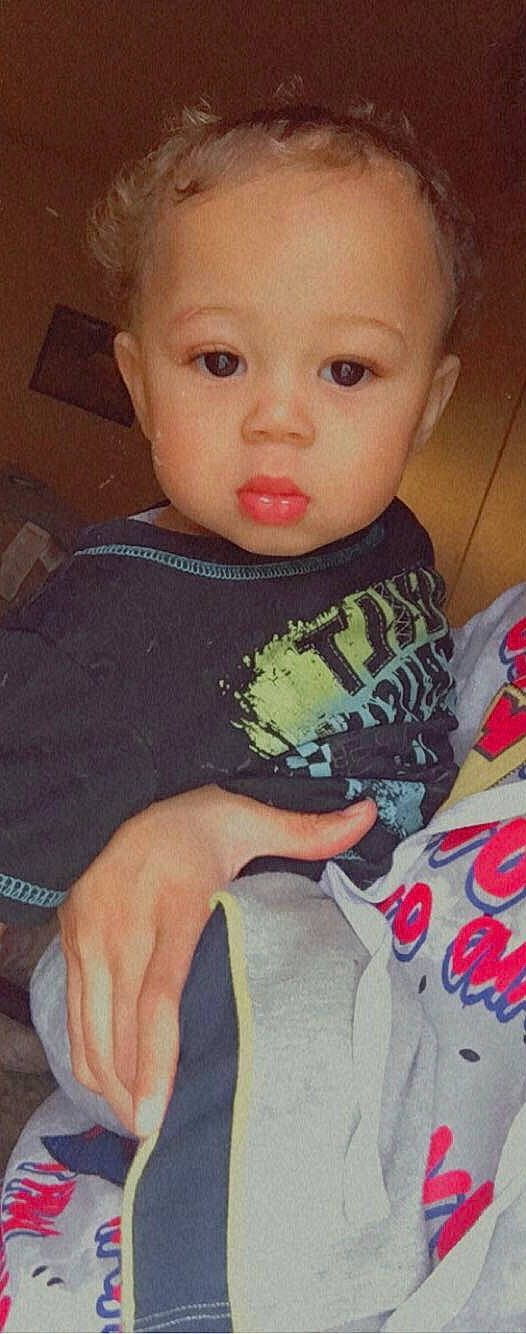 Kaius is registered to the contest to win money with this photo: baby, baby_toddler_clothing, cheek, child, chin, cool, eyelash, finger, gesture, hairstyle, iris, lip, mouth, nose, organ, pattern, person, skin, sleeve, t_shirt