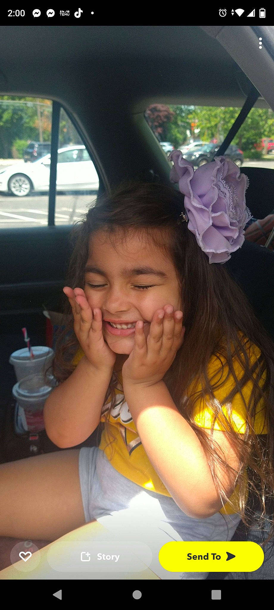 Jayvaliyah is registered to the contest to win money with this photo: black_hair, cool, ear, eyelash, facial_expression, finger, fun, gesture, hairstyle, happy, joy, leisure, lip, long_hair, mouth, nose, person, skin, smile, summer