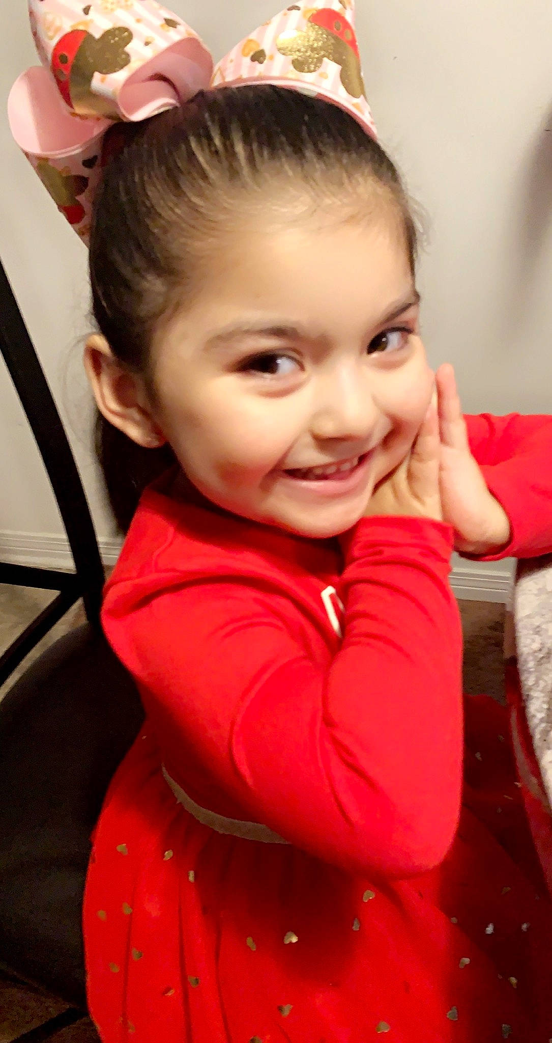 Elsie is registered to the contest to win money with this photo: cheek, child, ear, eyelash, flash_photography, forehead, fun, hair, happy, head, iris, jacket, joy, lip, mouth, neck, nose, person, skin, sleeve