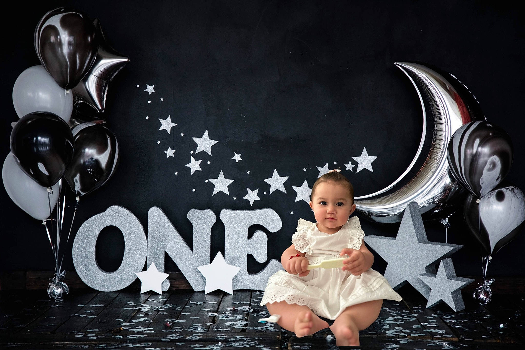 Daleyza is registered to the contest to win money with this photo: advertising, art, baby, baby_toddler_clothing, balloon, black, darkness, event, flash_photography, font, graphic_design, graphics, happy, monochrome_photography, person, photo_caption, photograph, sitting, stock_photography, style