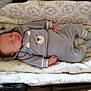 Ayden a rejoint le concours — aidez-le/la à gagner de superbes lots ! baby, sleeping, infant, bed, blanket, clothing, onesie, cute, soft, cozy, rest, child, toddler, patterned, fabric, comfort, peaceful, head, face, hands