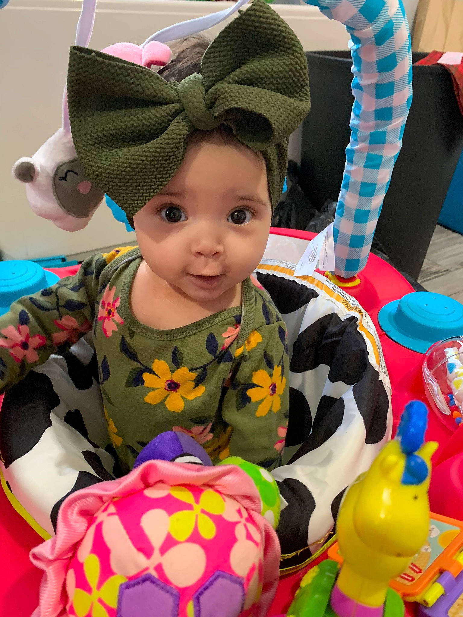 Magnolia is registered to the contest to win money with this photo: baby, baby_toddler_clothing, cap, child, costume_hat, facial_expression, fedora, fun, happy, hat, leisure, party_supply, person, pink, smile, snapshot, sun_hat, textile, toddler, toy