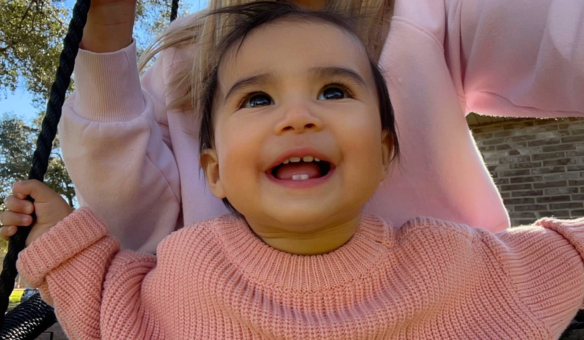 Ivey is registered to the contest to win money with this photo: cheek, chin, eye, facial_expression, finger, fun, gesture, happy, human_body, iris, jaw, joy, lip, mouth, neck, nose, people_in_nature, person, skin, smile