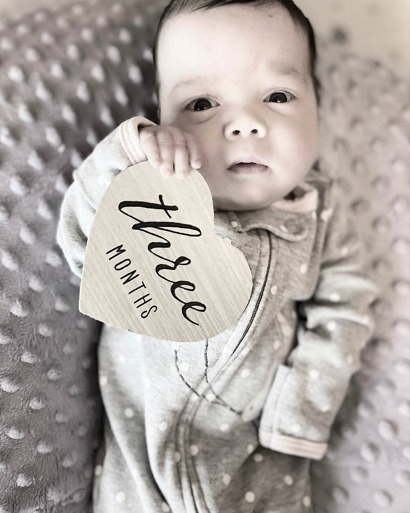 Kairi is registered to the contest to win money with this photo: baby, black_and_white, child, facial_expression, finger, flash_photography, font, fur, gesture, handwriting, happy, monochrome, monochrome_photography, people, person, room, sleeve, smile, stock_photography, style