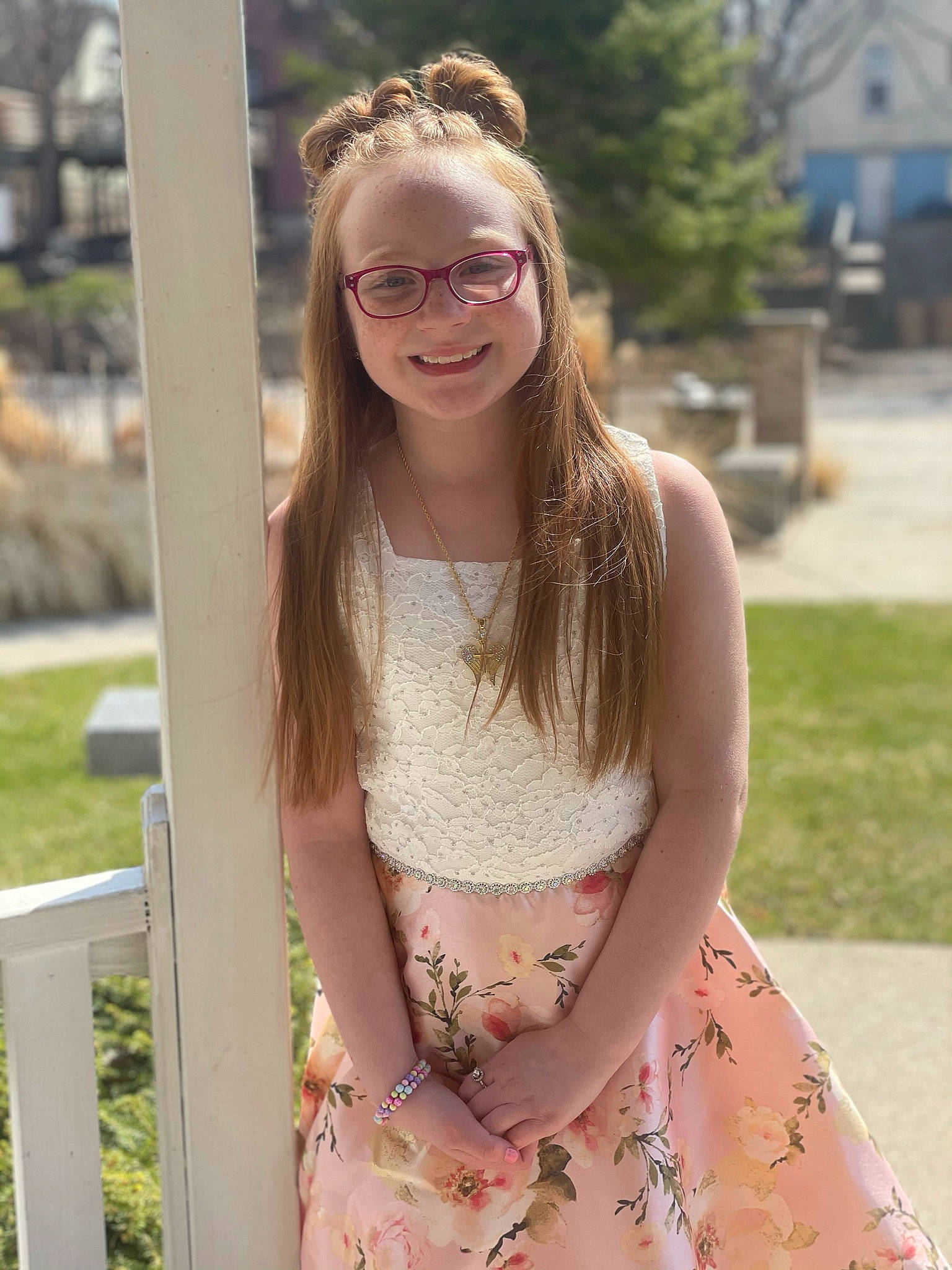 Ellery joined the competition — help win amazing prizes! chest, eyewear, face, fawn, glasses, hair, hairstyle, happy, human_body, joy, neck, people_in_nature, person, plant, smile, street_fashion, sunlight, thigh, tree, vision_care