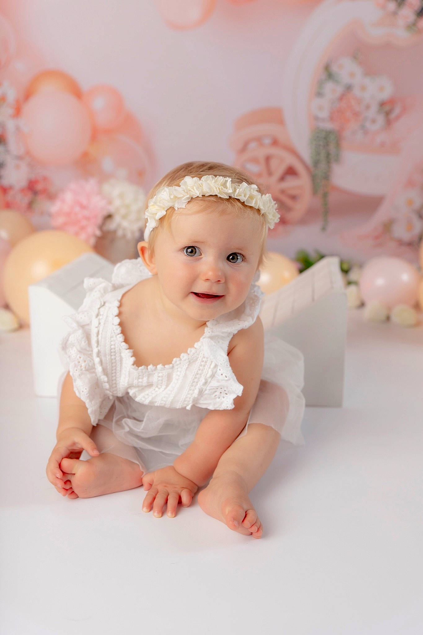Irina participe au concours pour gagner de l'argent avec cette photo : baby, baby_toddler_clothing, bridal_accessory, dress, embellishment, event, flash_photography, fun, happy, headband, headpiece, iris, jewellery, party_supply, person, petal, pink, skin, smile, textile