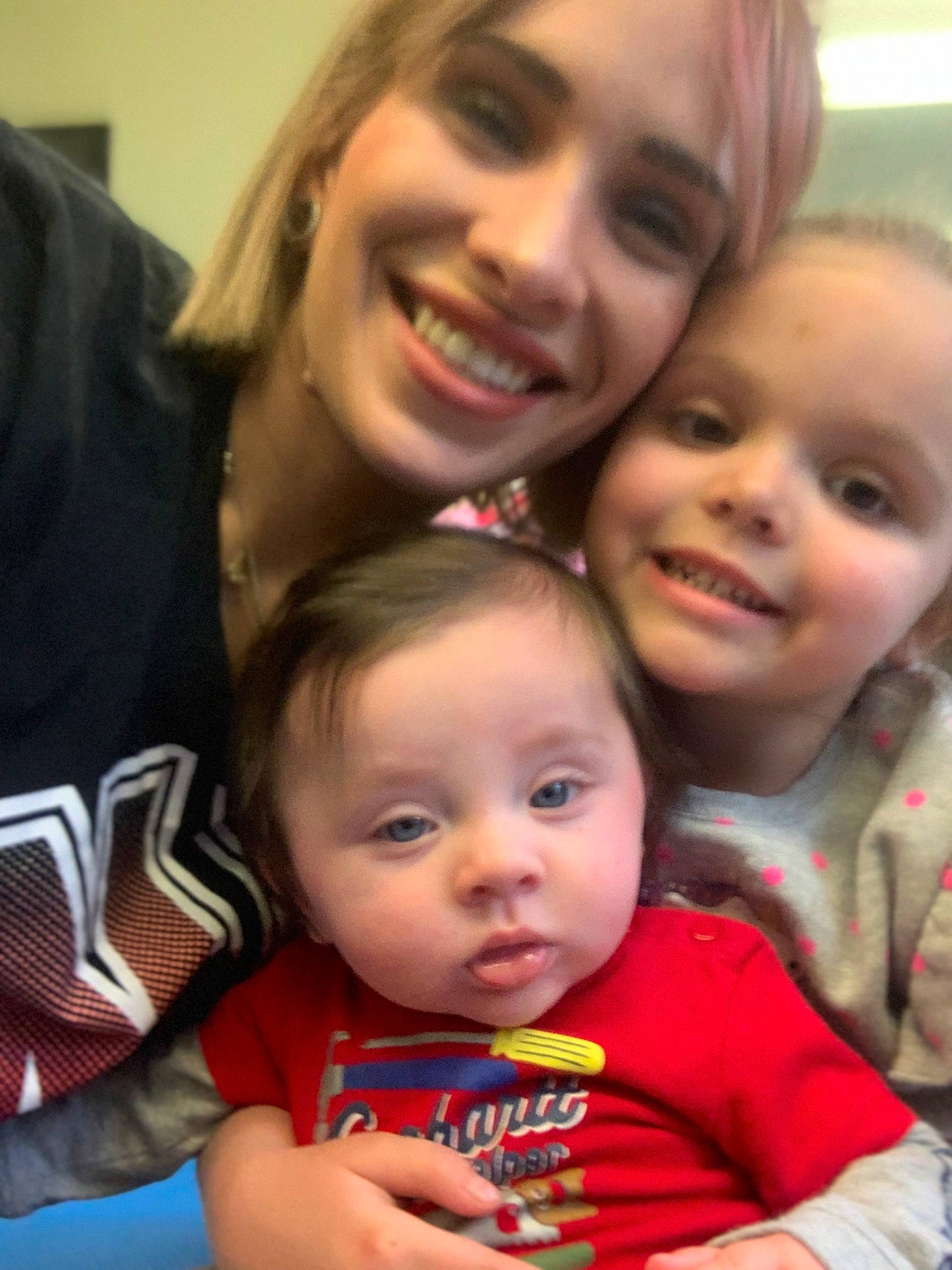 Roderick is registered to the contest to win money with this photo: beauty, cheek, child, chin, face, fun, hairstyle, happy, interaction, iris, joy, lip, mammal, mouth, nose, organ, person, sharing, skin, smile