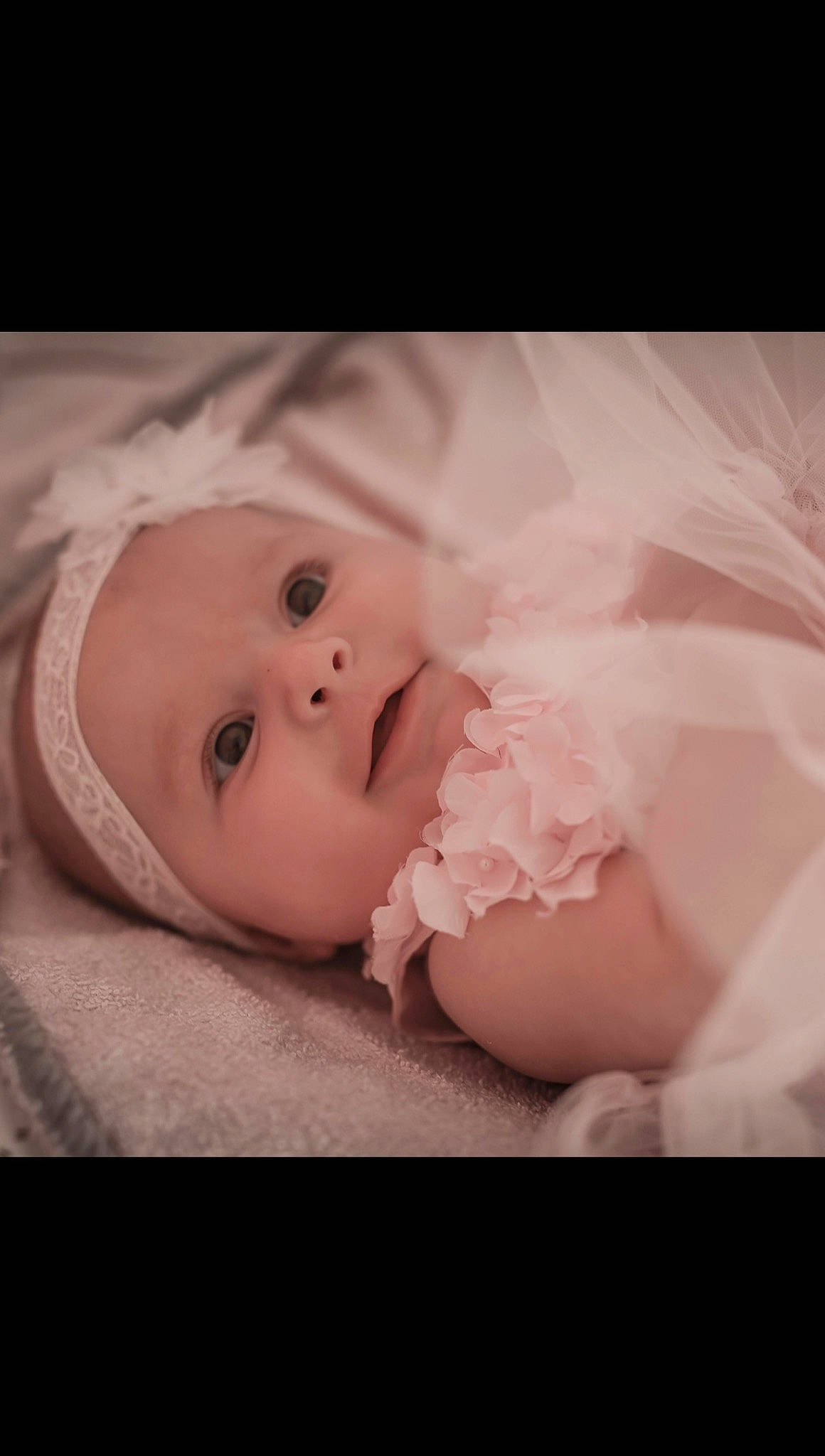 Nina participe au concours pour gagner de l'argent avec cette photo : baby, baby_toddler_clothing, cheek, child, close_up, comfort, eyelash, fashion_accessory, flash_photography, happy, headwear, human_body, iris, lip, monochrome_photography, nose, person, pink, skin, sleeve