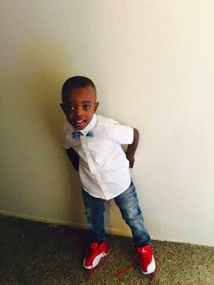 Senen joined the competition — help win amazing prizes! baby, child, cool, denim, footwear, happy, jeans, joint, joy, knee, leg, outerwear, person, play, shoe, sitting, smile, standing, t_shirt, toddler