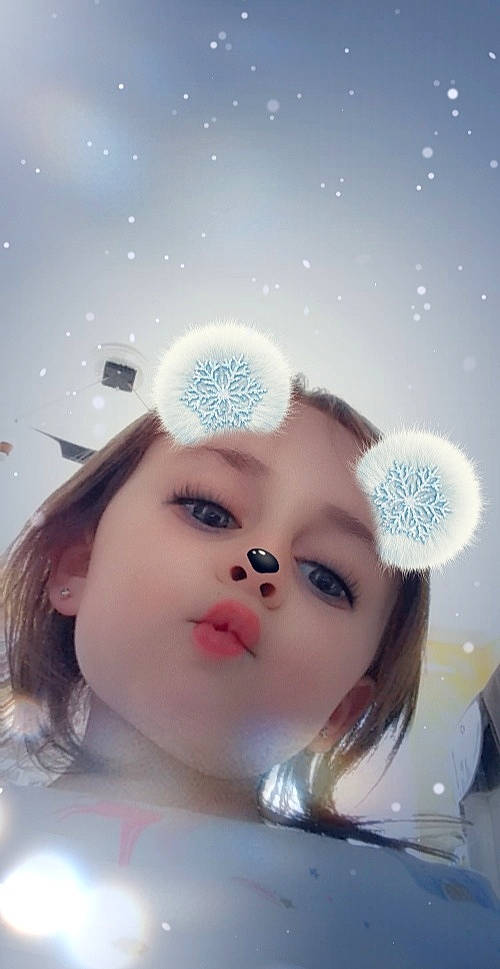 Milana a rejoint le concours — aidez-le/la à gagner de superbes lots ! cheek, child, fictional_character, happy, head, illustration, nose, person, sky, smile