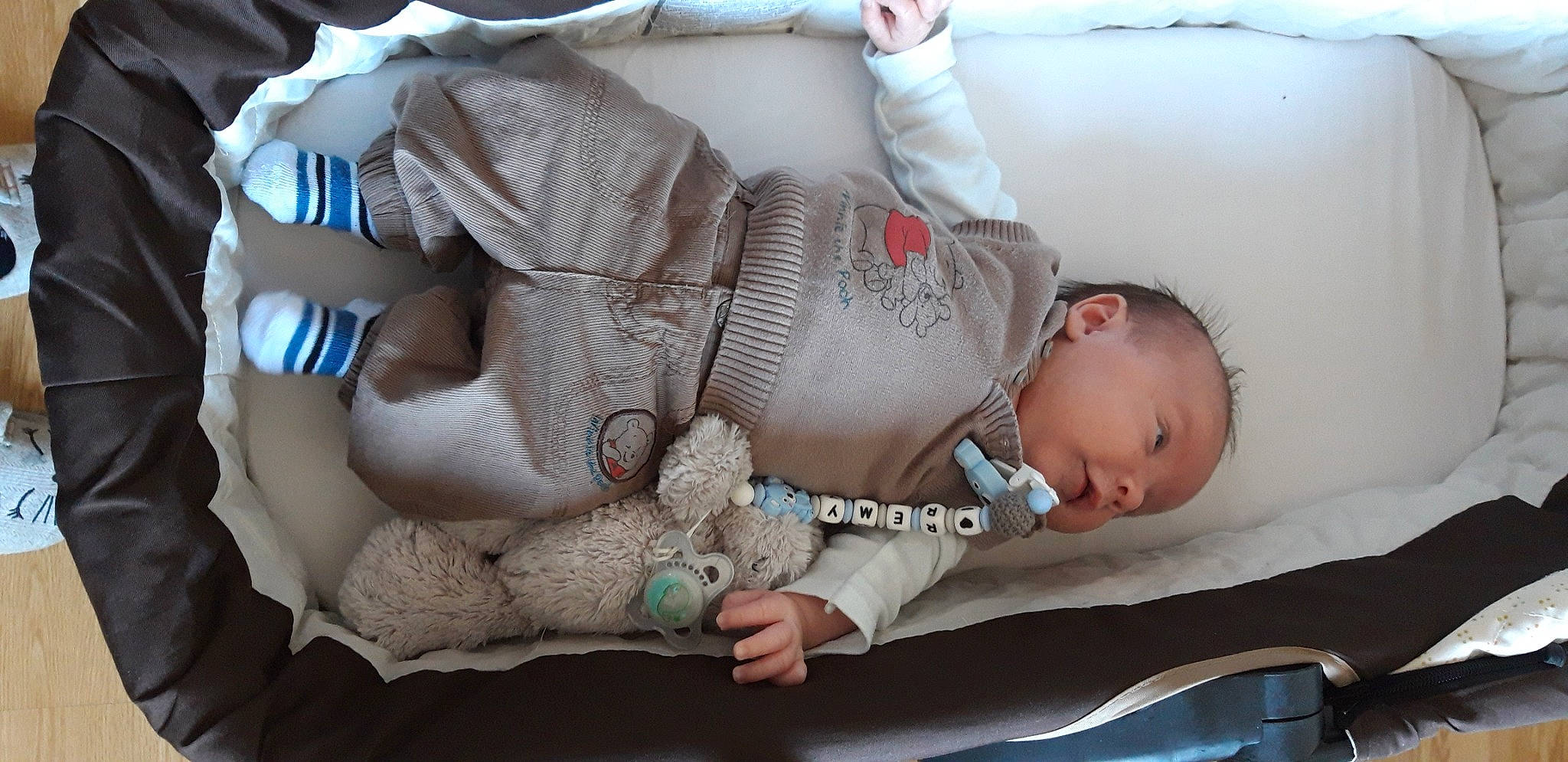 Remy participe au concours pour gagner de l'argent avec cette photo : baby, baby_products, child, comfort, person, product, sleep, toddler