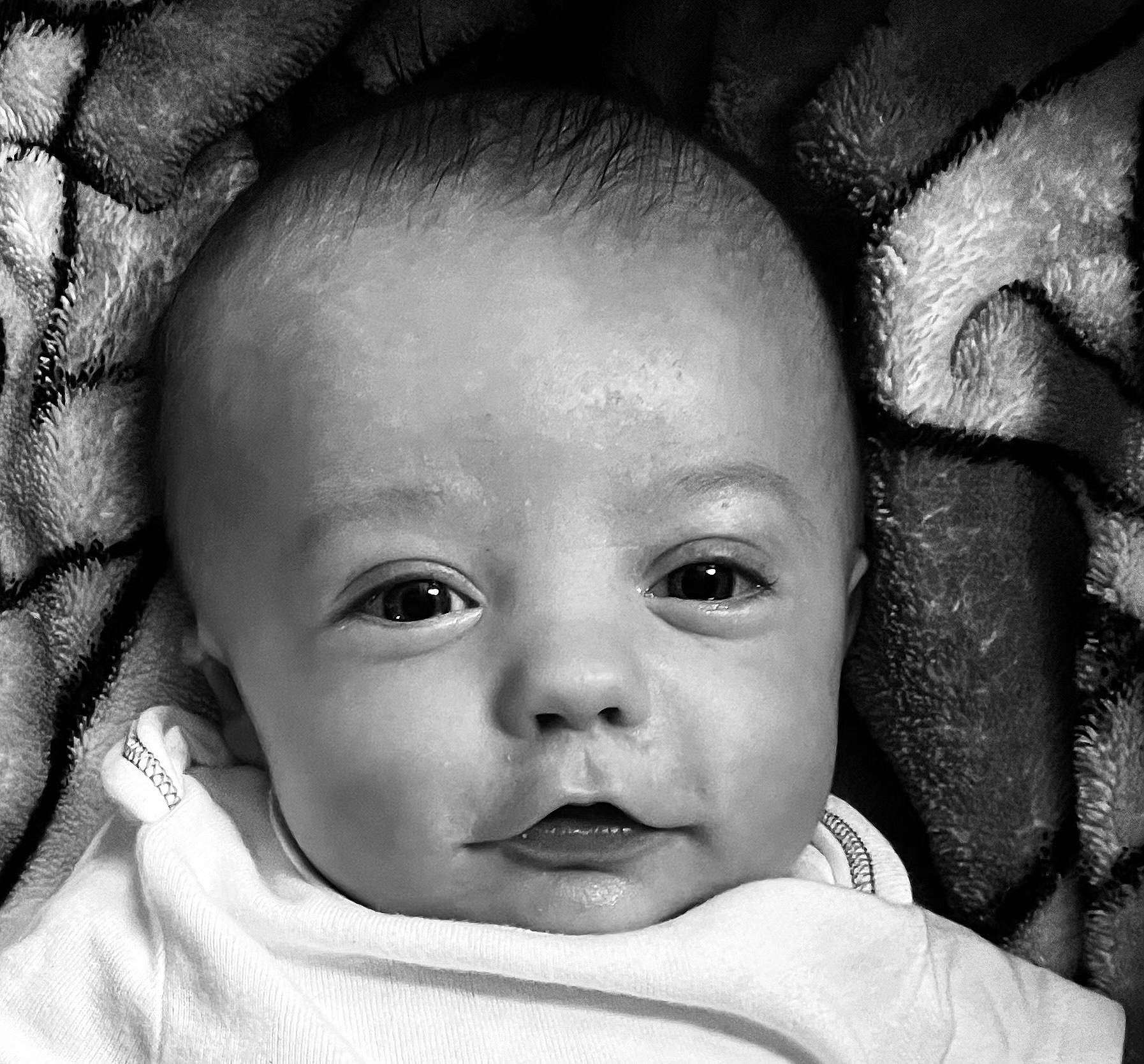 Oliver is registered to the contest to win money with this photo: black, black_and_white, cheek, chin, ear, eyebrow, eyelash, flash_photography, forehead, gesture, happy, iris, lip, mouth, nose, organ, person, photograph, skin, smile