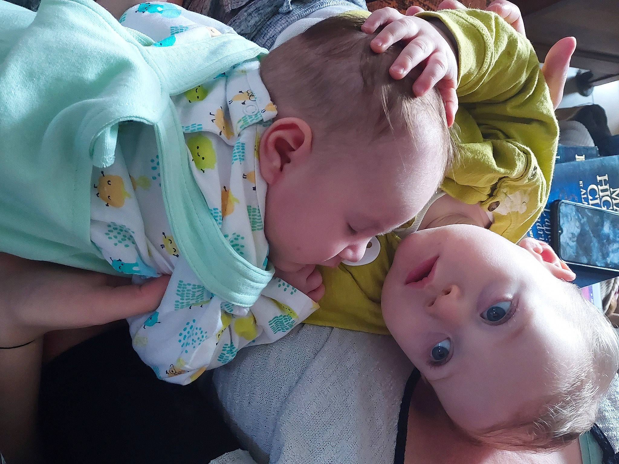 Noah participe au concours pour gagner de l'argent avec cette photo : baby, baby_products, baby_toddler_clothing, cheek, child, chin, ear, facial_expression, fun, grass, happy, interaction, kiss, leisure, mouth, nose, person, product, skin, toddler