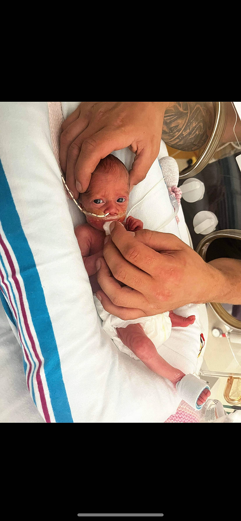 Autumn-rose is registered to the contest to win money with this photo: abdomen, baby, baby_products, baby_safety, baby_sleeping, baby_toddler_clothing, chest, child, comfort, event, flesh, gesture, hand, happy, hospital, human_body, linens, nail, person, thumb