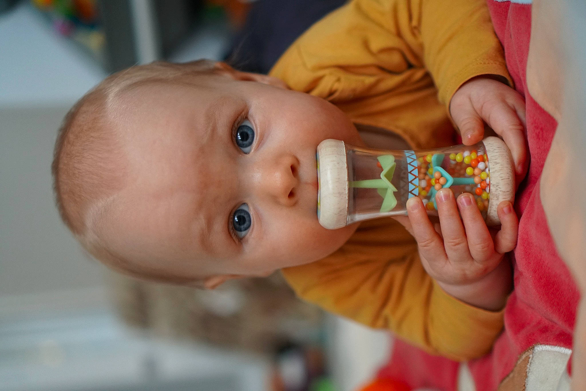 Arthur a rejoint le concours — aidez-le/la à gagner de superbes lots ! baby, baby_food, baby_products, cheek, chest, child, drink, drinking, drinkware, eye, eyelash, food, fun, happy, nail, nose, person, plastic_bottle, skin, tableware