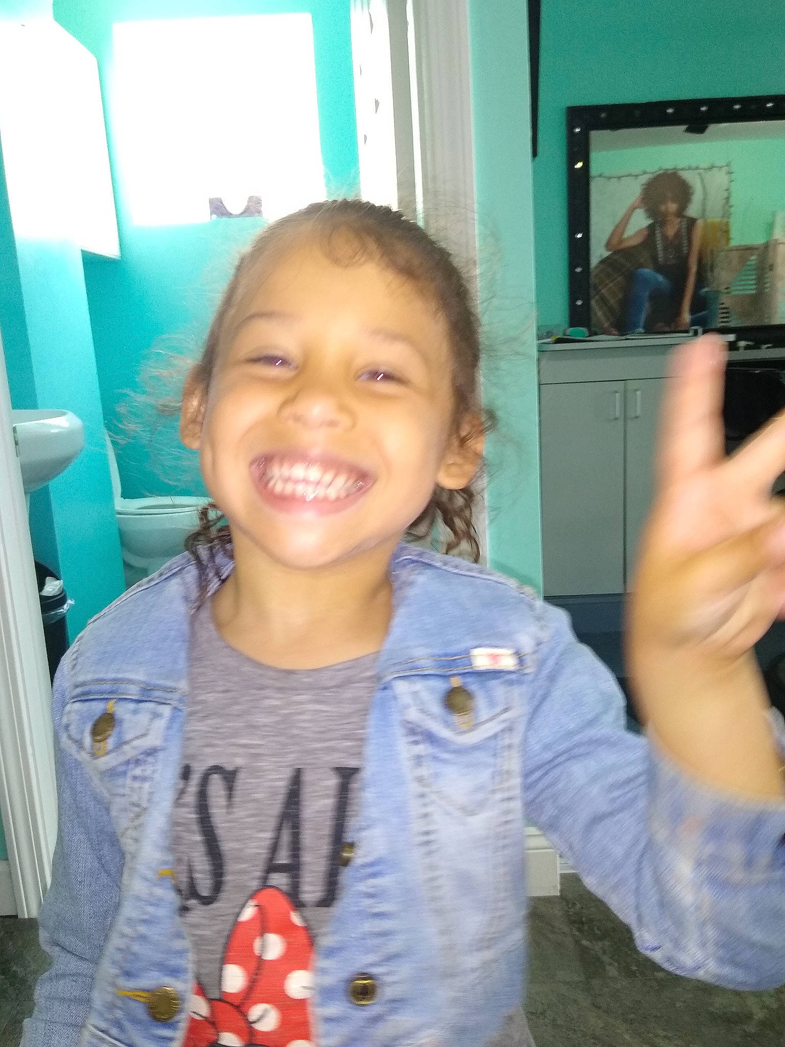 Mafalda is registered to the contest to win money with this photo: child, forehead, fun, joy, person, smile, tooth