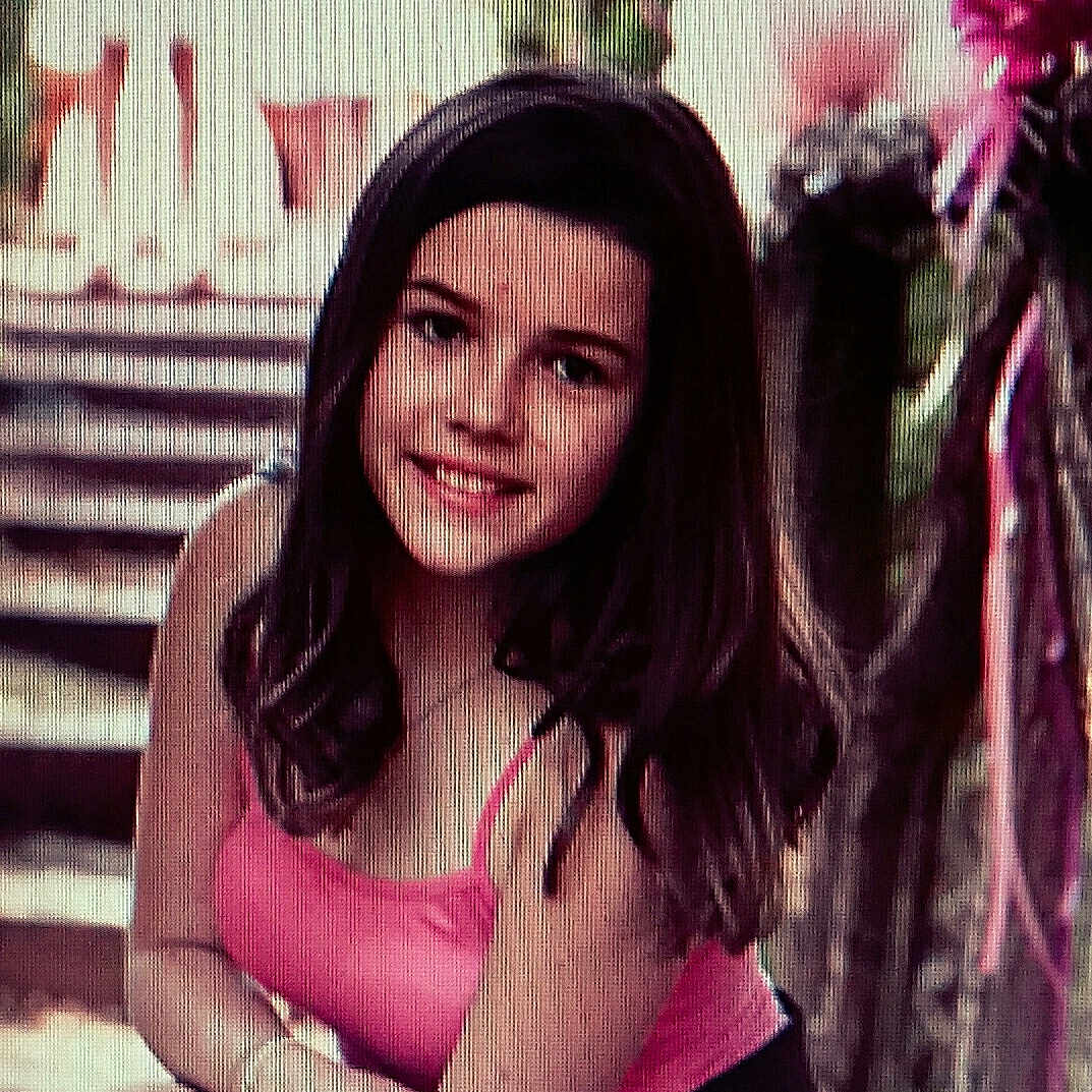 Lana participe au concours pour gagner de l'argent avec cette photo :