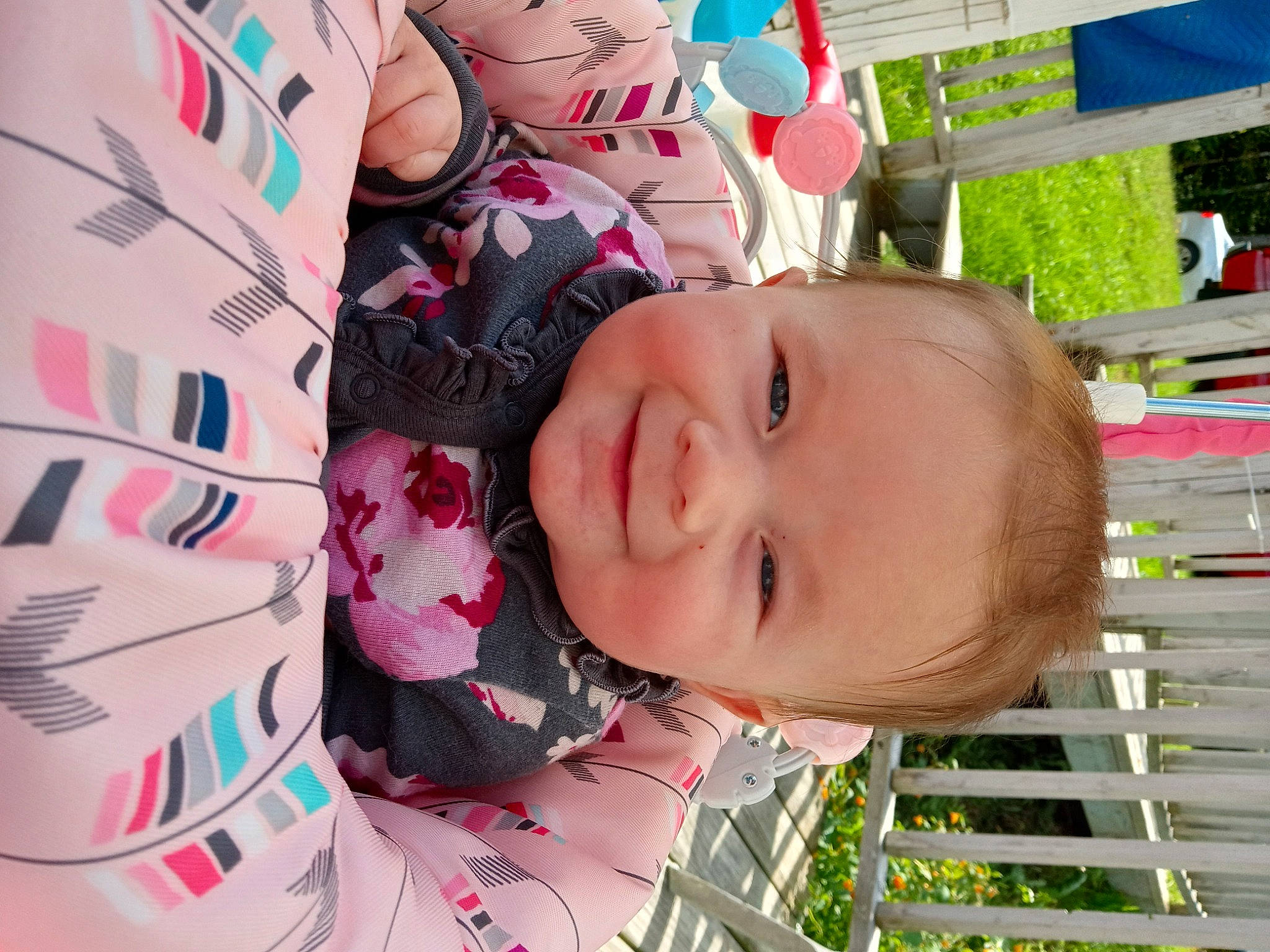 Esther is registered to the contest to win money with this photo: baby, baby_toddler_clothing, cheek, facial_expression, fun, hairstyle, happy, joy, leisure, lip, mammal, nose, people, person, photograph, pink, product, skin, smile, textile