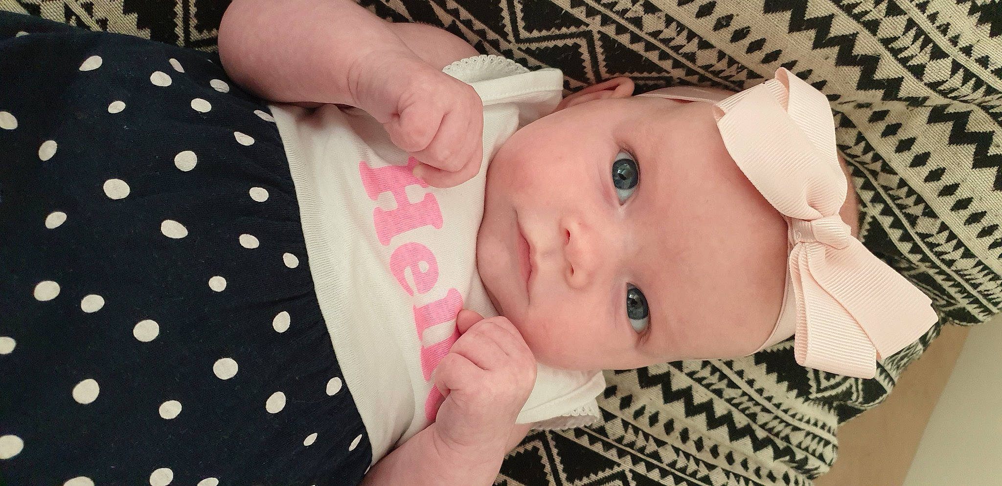 Rose a rejoint le concours — aidez-le/la à gagner de superbes lots ! baby, baby_products, baby_toddler_clothing, cheek, child, design, ear, eye, headwear, nose, pattern, person, pink, polka_dot, product, skin, toddler