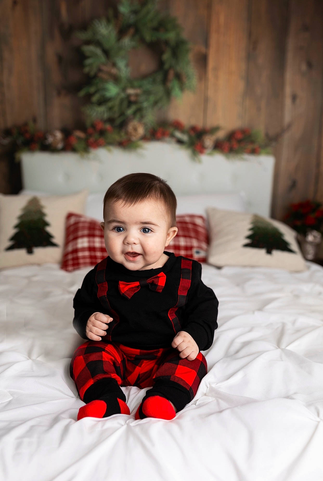 Henley is registered to the contest to win money with this photo: baby, baby_toddler_clothing, clothing, comfort, dress, eye, facial_expression, flash_photography, happy, head, houseplant, iris, person, plant, skin, sleeve, smile, textile, toddler, tree