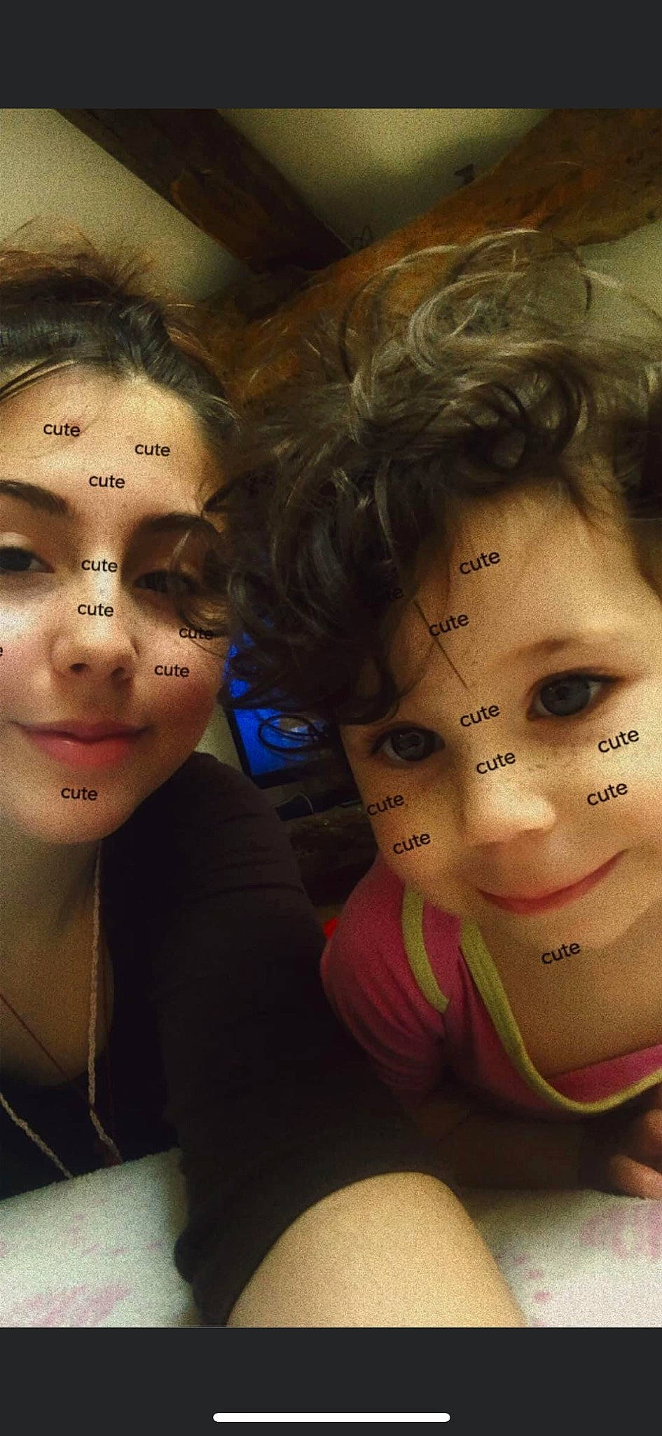 Chelssy participe au concours pour gagner de l'argent avec cette photo : black_hair, cheek, chin, cool, eyebrow, eyelash, fashion, flash_photography, fun, happy, iris, jaw, lip, long_hair, mouth, nose, person, selfie, skin, smile