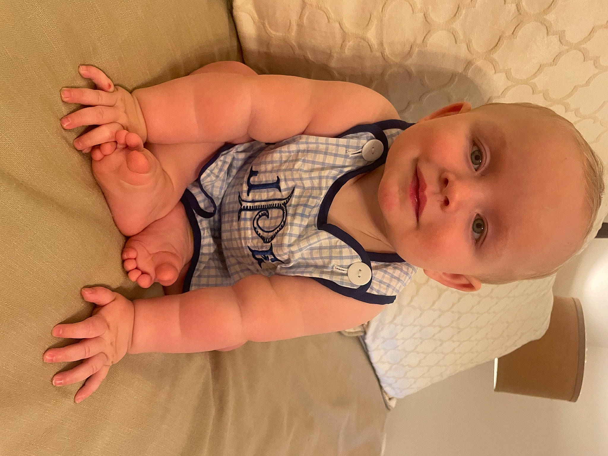 Win joined the competition — help win amazing prizes! arm, cheek, comfort, eye, face, facial_expression, glasses, hand, head, human_body, joint, joy, leg, lip, mouth, muscle, neck, nose, person, skin