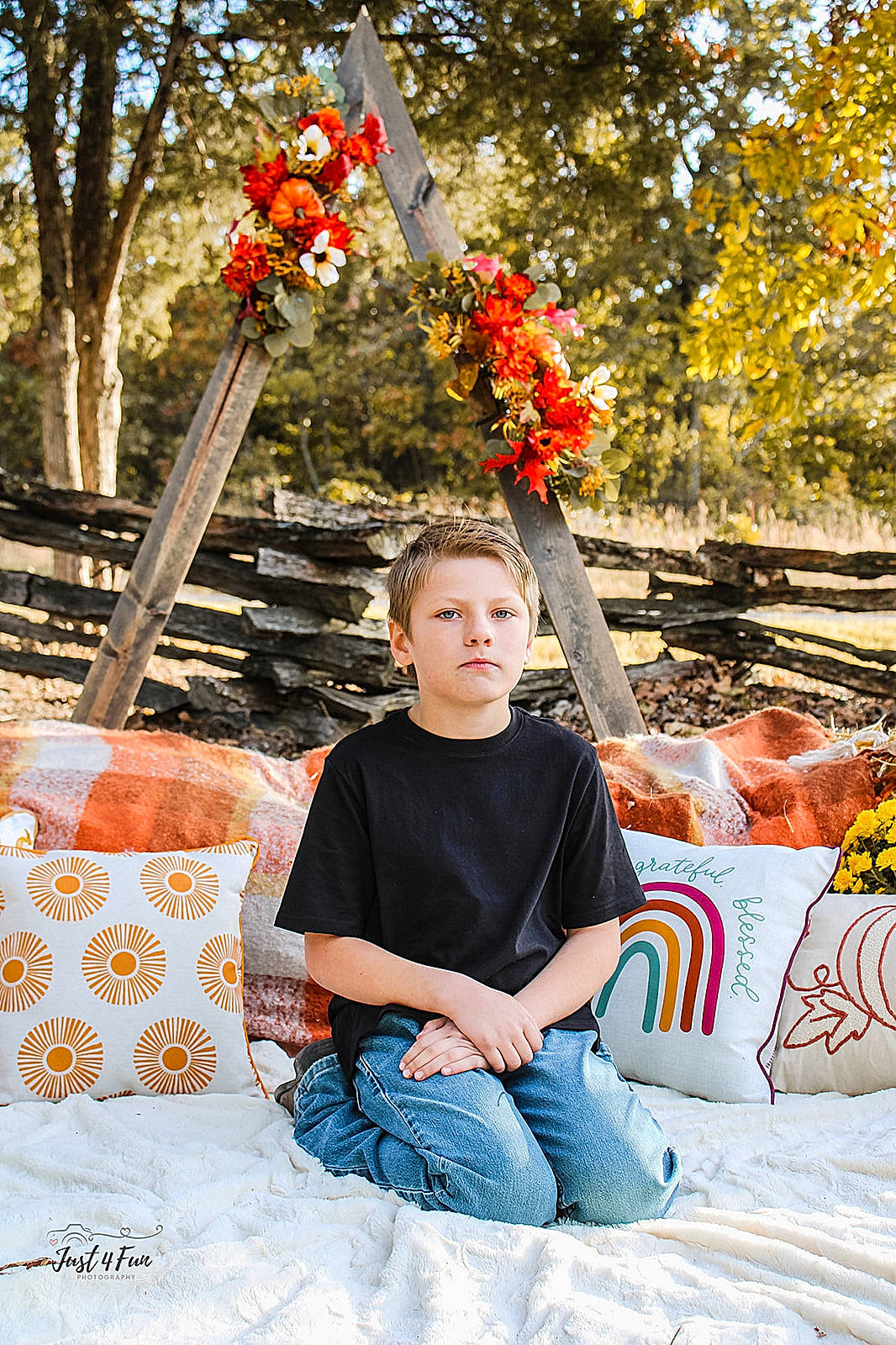 Camon joined the competition — help win amazing prizes! deciduous, event, flash_photography, flower, fun, grass, happy, leaf, leisure, orange, pattern, people_in_nature, person, portrait_photography, recreation, red, sitting, spring, t_shirt, tree