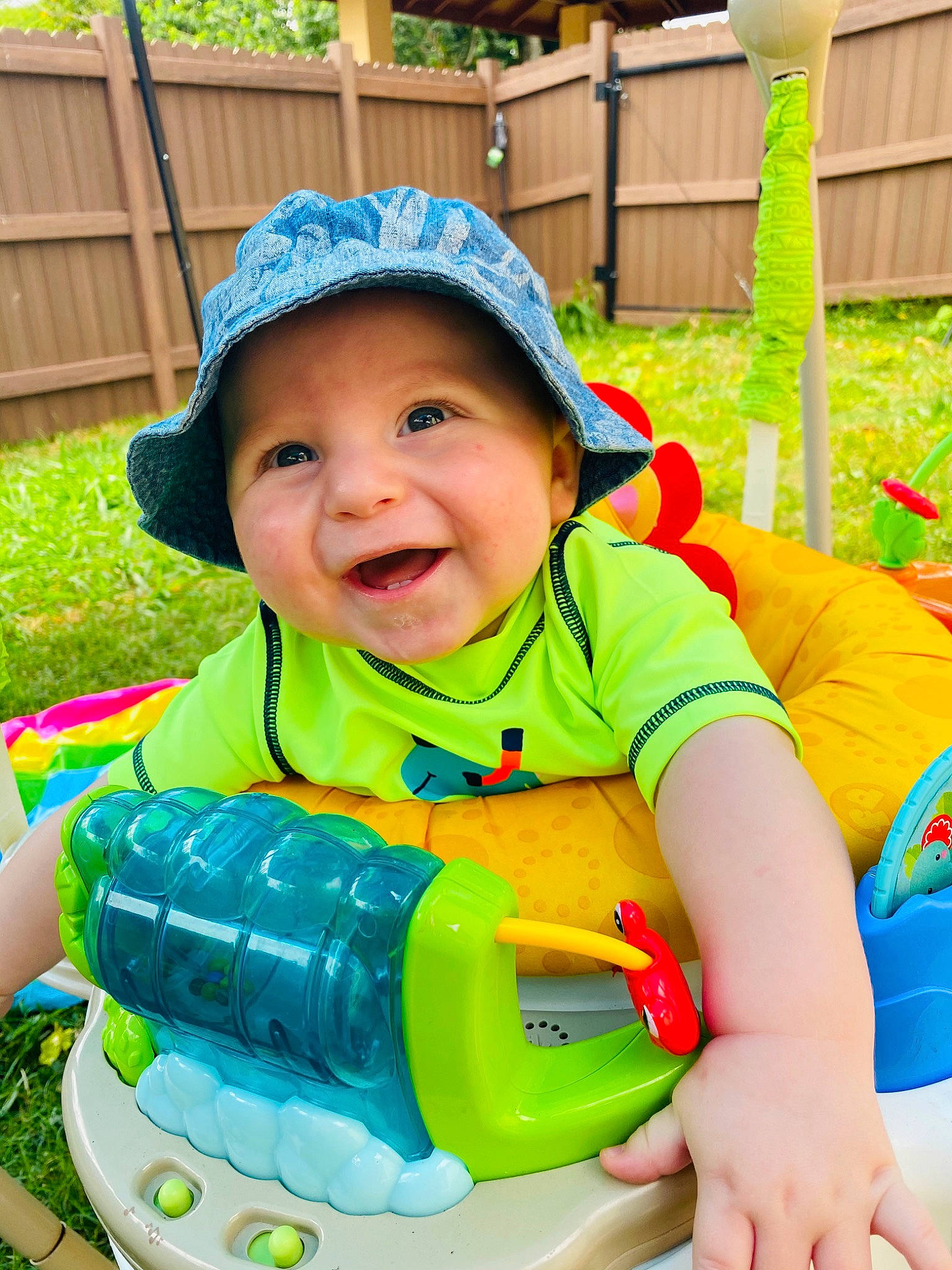 Iver is registered to the contest to win money with this photo: baby, baby_playing_with_toys, baby_products, baby_toys, child, fun, headwear, leisure, person, play, product, skin, smile, toddler, toy