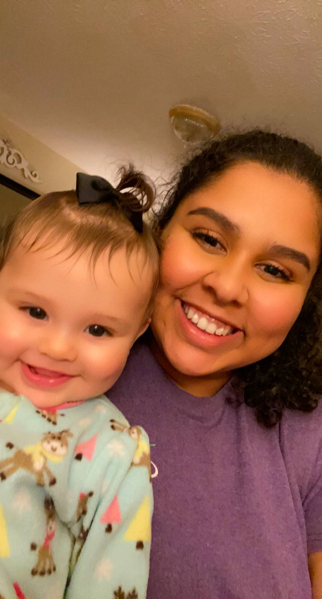 Akira is registered to the contest to win money with this photo: baby_toddler_clothing, cheek, child, ear, eye, eyebrow, eyelash, face, facial_expression, forehead, fun, gesture, hair, happy, iris, joy, lip, nose, person, skin