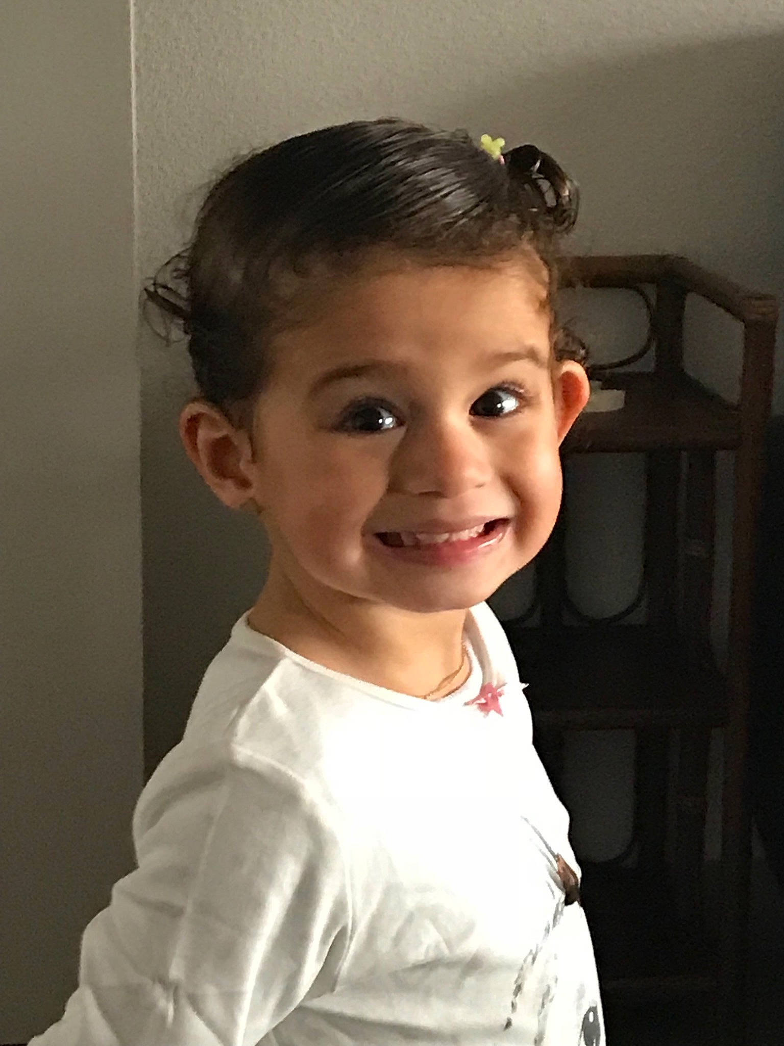 Claudia participe au concours pour gagner de l'argent avec cette photo : cheek, child, child_model, chin, ear, face, forehead, hair, hairstyle, head, joy, neck, person, photography, smile, toddler, white