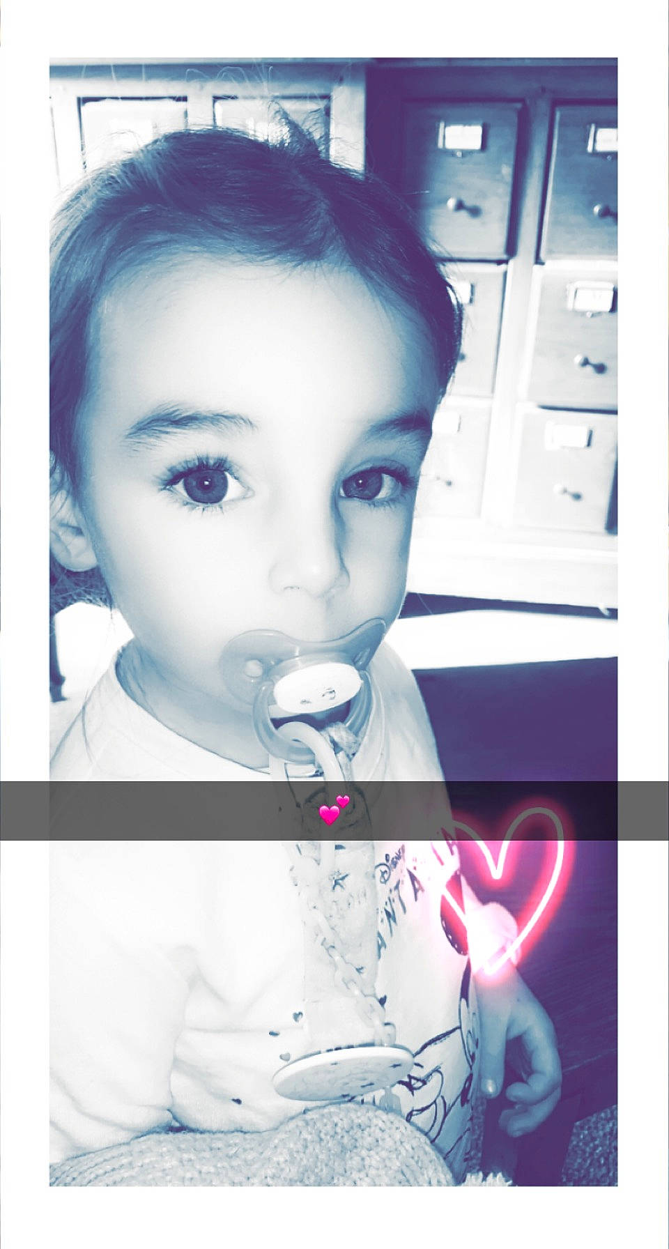 Mya a rejoint le concours — aidez-le/la à gagner de superbes lots ! cabinetry, cheek, chest_of_drawers, child, drawer, drinkware, ear, eyebrow, eyelash, fun, happy, jaw, lip, magenta, mouth, nose, person, portrait, portrait_photography, selfie