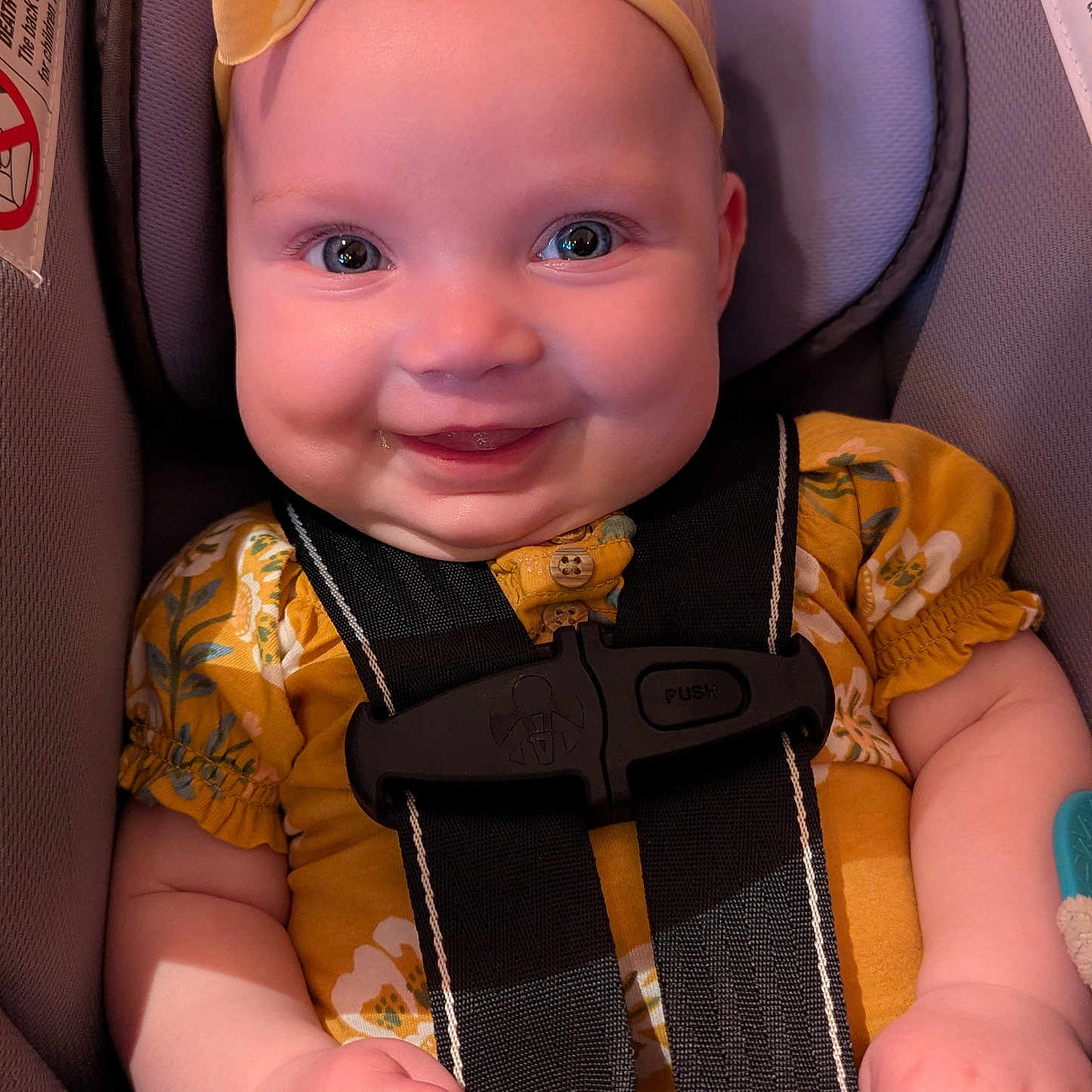 Tessa is registered to the contest to win money with this photo: accessories, baby, belt, blade, bodypart, car, car_interior, carseat, clothing, face, finger, hand, hat, head, homedecor, person, photography, portrait, transportation, vehicle