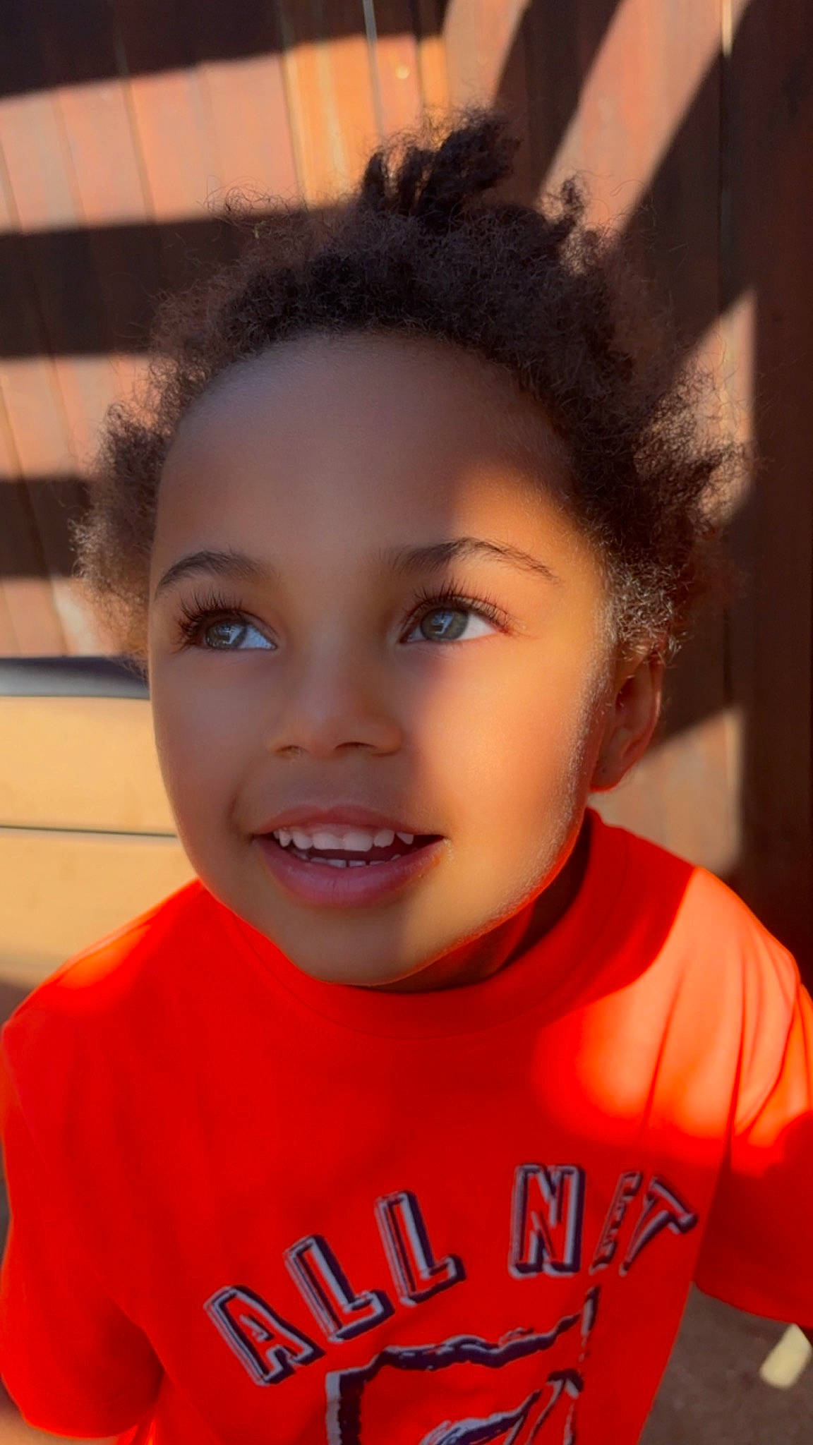 Ermia is registered to the contest to win money with this photo: cheek, chin, eye, eyebrow, eyelash, flash_photography, forehead, hair, hairstyle, happy, iris, joy, lip, mouth, neck, nose, person, shoulder, skin, sleeve