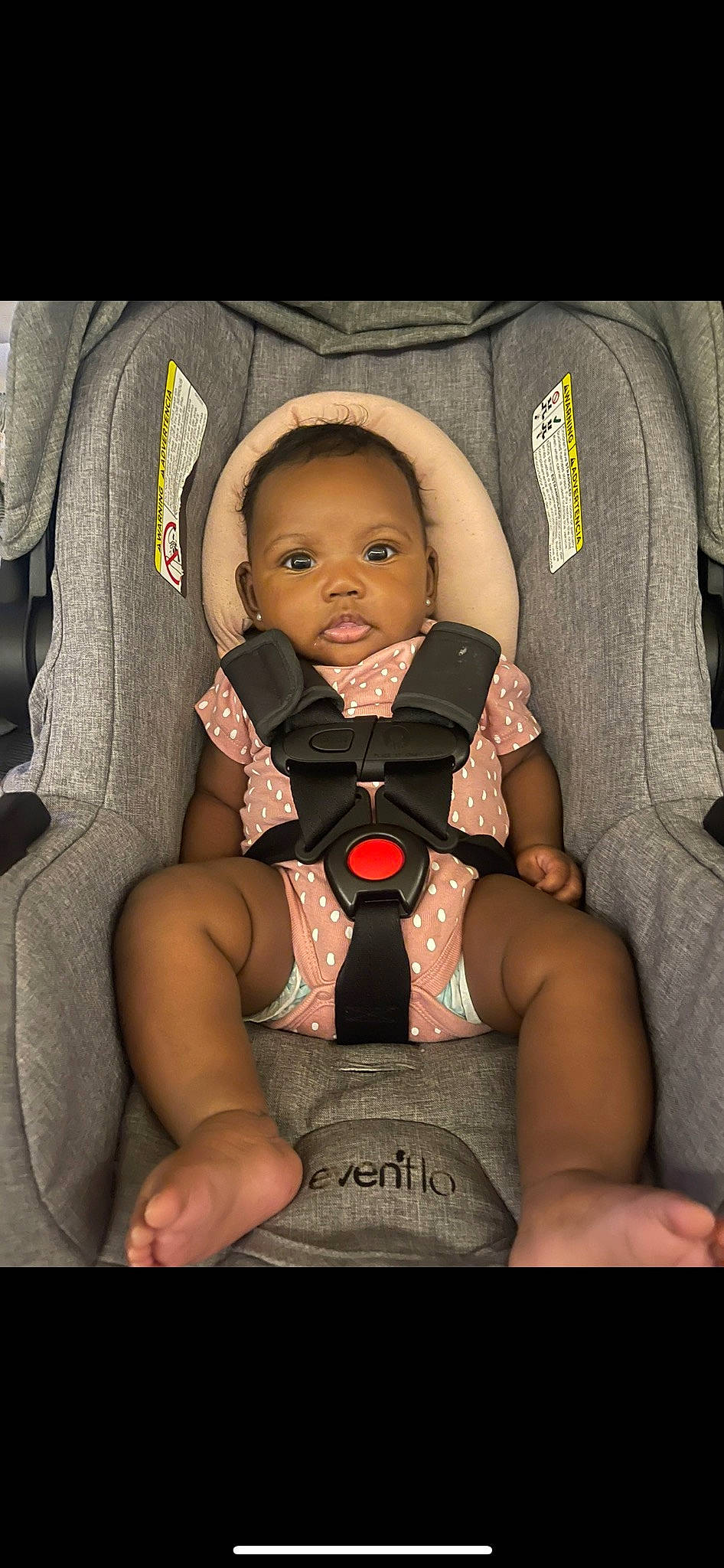 Kambriella joined the competition — help win amazing prizes! abdomen, arm, baby, baby_carriage, baby_safety, baby_toddler_clothing, beauty, car_seat, chair, chest, child, comfort, finger, mammal, outerwear, person, product, seat_belt, textile, thigh