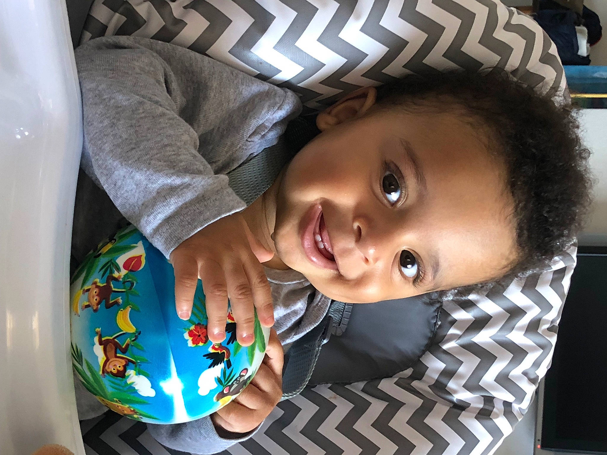 Jody participe au concours pour gagner de l'argent avec cette photo : baby, baby_toddler_clothing, cheek, chin, cool, eye, eyebrow, facial_expression, finger, fun, happy, iris, joy, mouth, nose, person, product, skin, smile, toddler