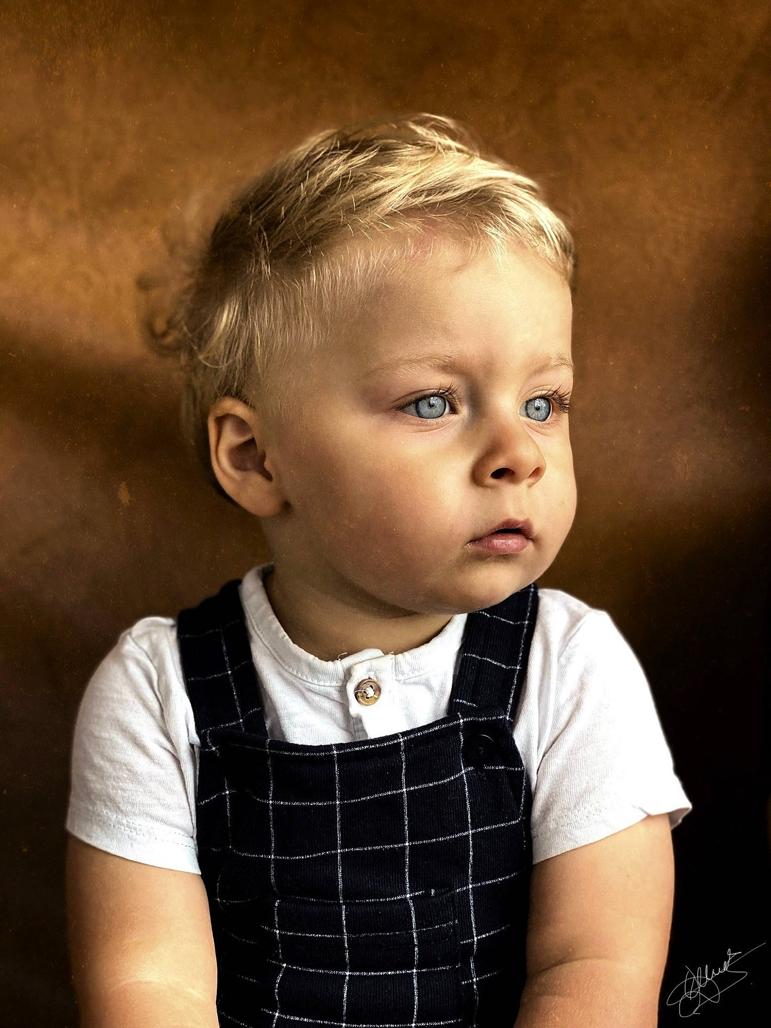 Julian participe au concours pour gagner de l'argent avec cette photo : baby, baby_toddler_clothing, cheek, child, collar, cool, eyelash, flash_photography, happy, head, iris, lip, nose, person, plaid, shoulder, skin, sleeve, t_shirt, toddler