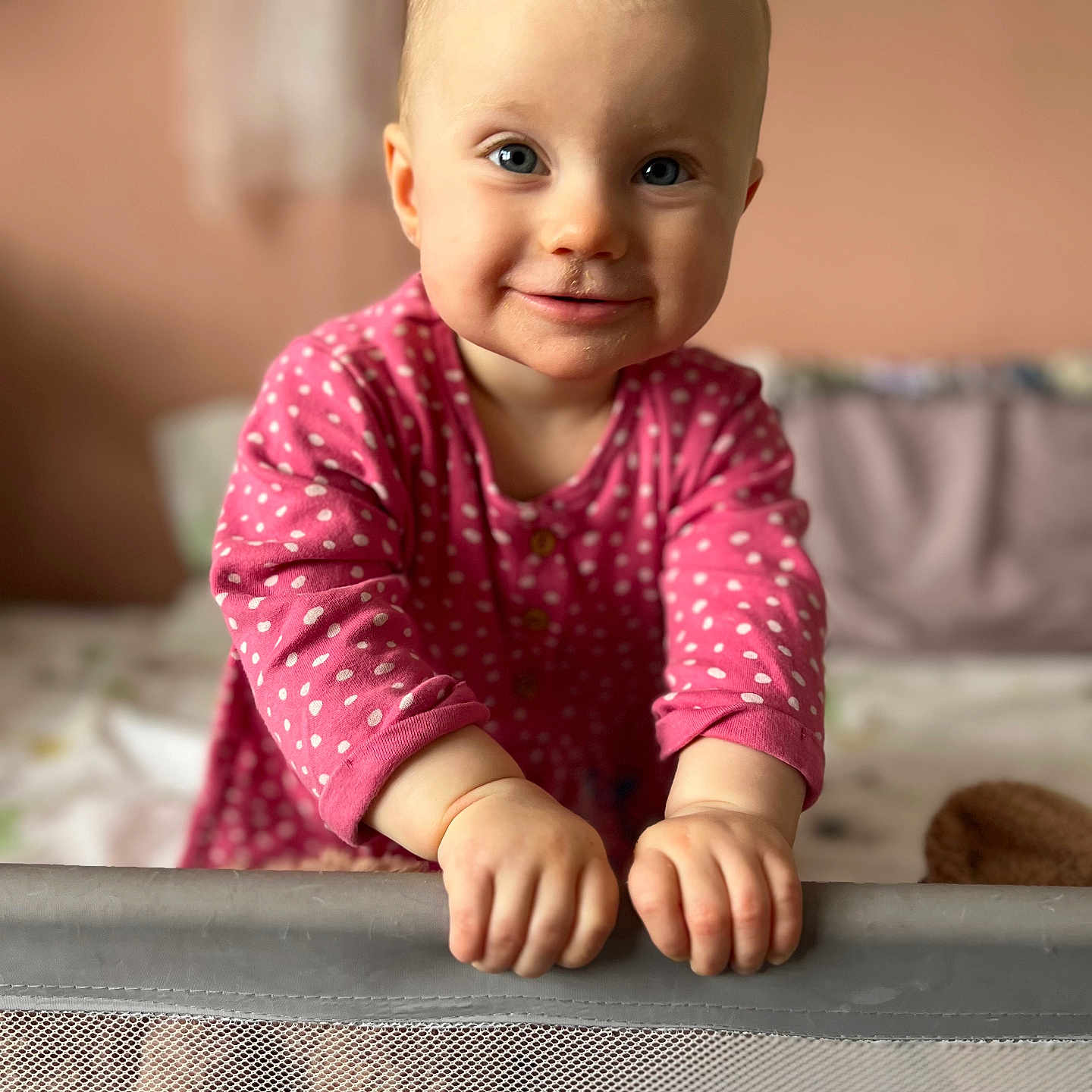 Isabella is registered to the contest to win money with this photo: baby, babycrawling, babylaughing, blonde, bodypart, crawling, crib, face, finger, furniture, hair, hand, happy, head, infantbed, person, photography, portrait, sitting, smile