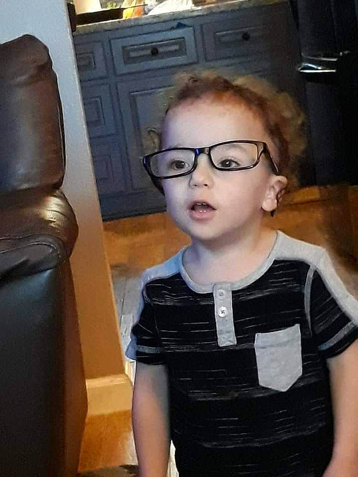 Xander is registered to the contest to win money with this photo: cool, eyewear, glasses, hair, hairstyle, person, personal_protective_equipment, vision_care