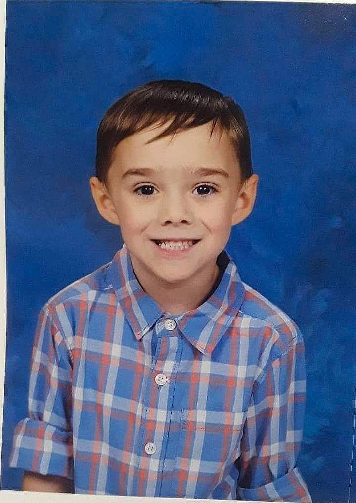 Zaedyn is registered to the contest to win money with this photo: child, child_model, chin, design, joy, pattern, person, plaid, portrait, smile, toddler