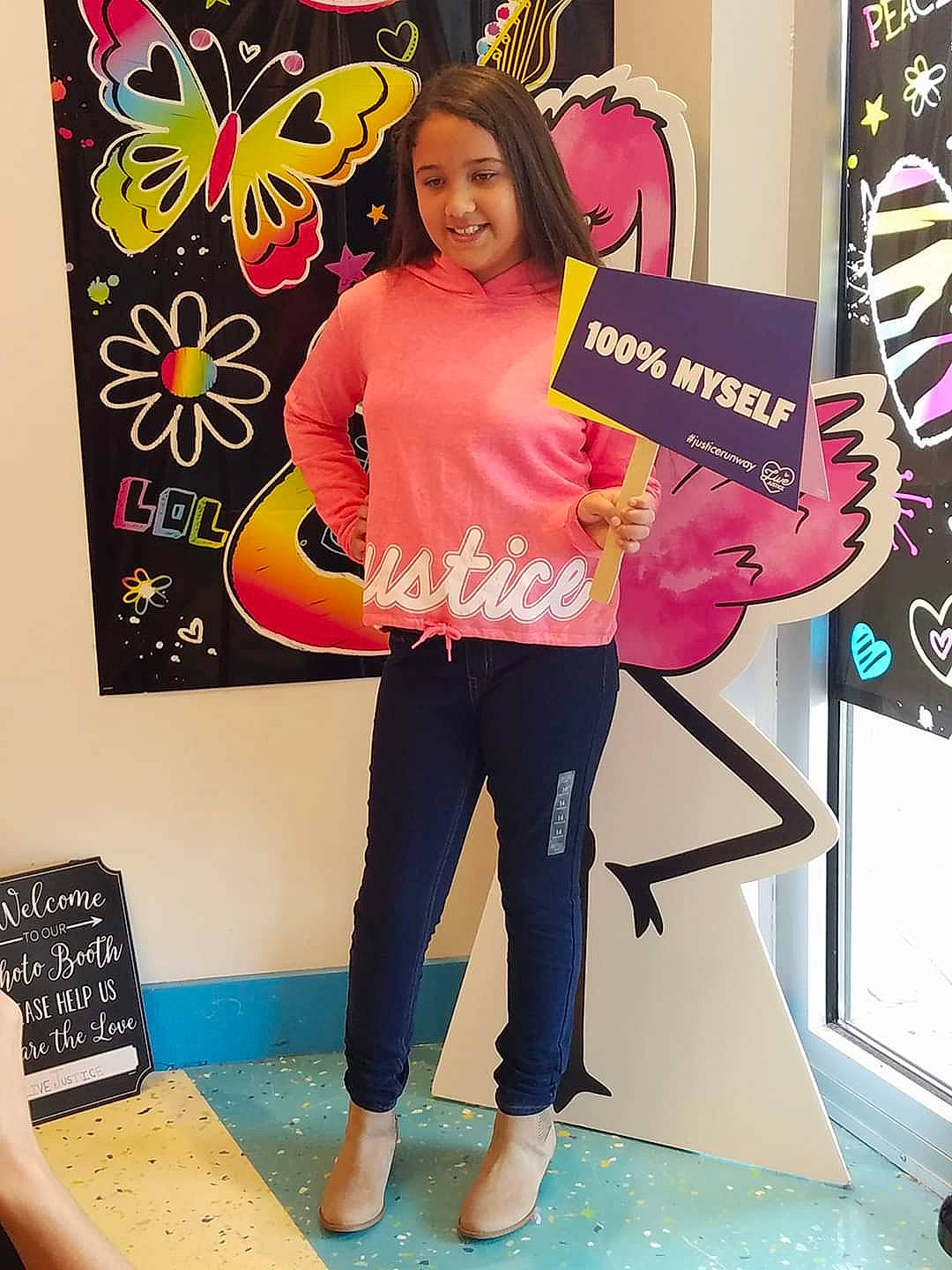 Brianna is registered to the contest to win money with this photo: design, jeans, joy, leggings, pattern, person, pink, room, shoe, style, t_shirt, textile, trousers