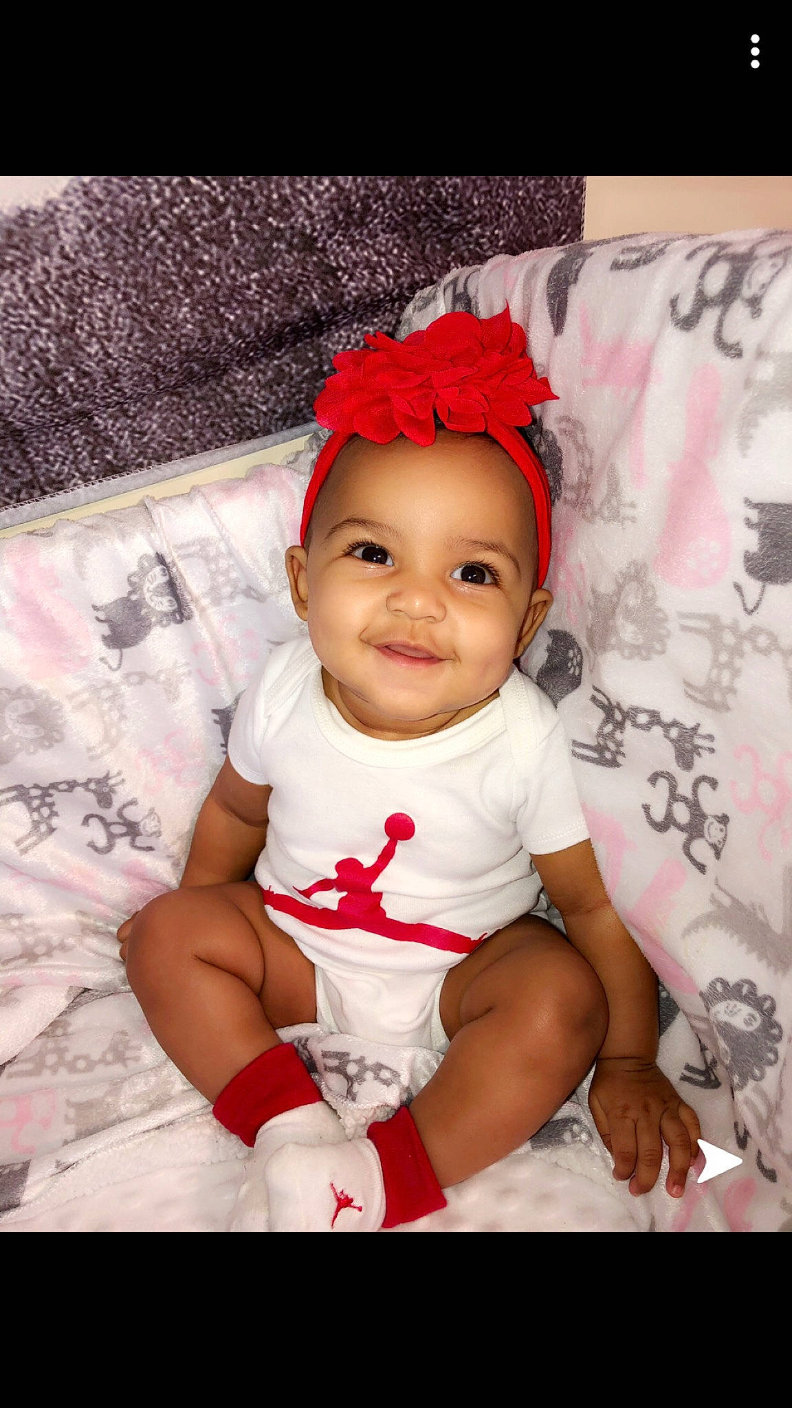 Tyliana is registered to the contest to win money with this photo: baby, baby_products, baby_toddler_clothing, cheek, child, fashion_accessory, hair_accessory, happy, headband, headgear, lip, person, photography, pink, red, skin, smile, toddler