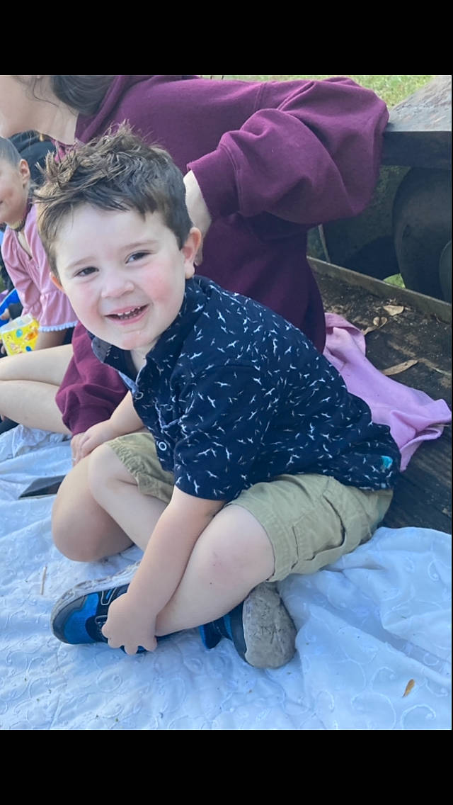 Casyn is registered to the contest to win money with this photo: baby_toddler_clothing, beauty, blurred, child, electric_blue, flash_photography, fun, grass, happy, human, joy, leg, leisure, person, pink, purple, recreation, shorts, smile, snapshot