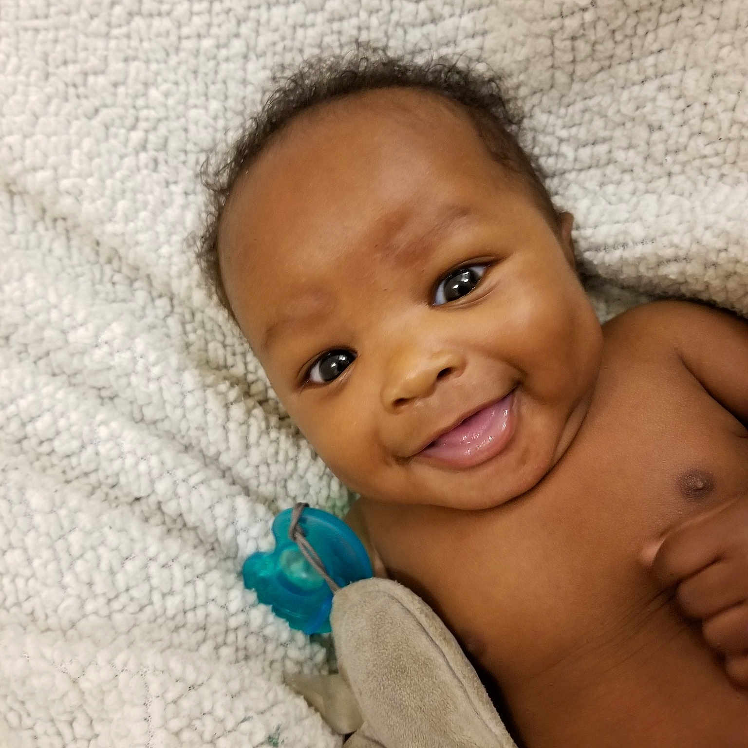 Treyvion is registered to the contest to win money with this photo: baby, beauty, cheek, child, chin, close_up, eye, eyebrow, face, facial_expression, forehead, head, human, joy, lip, mouth, muscle, nose, person, skin