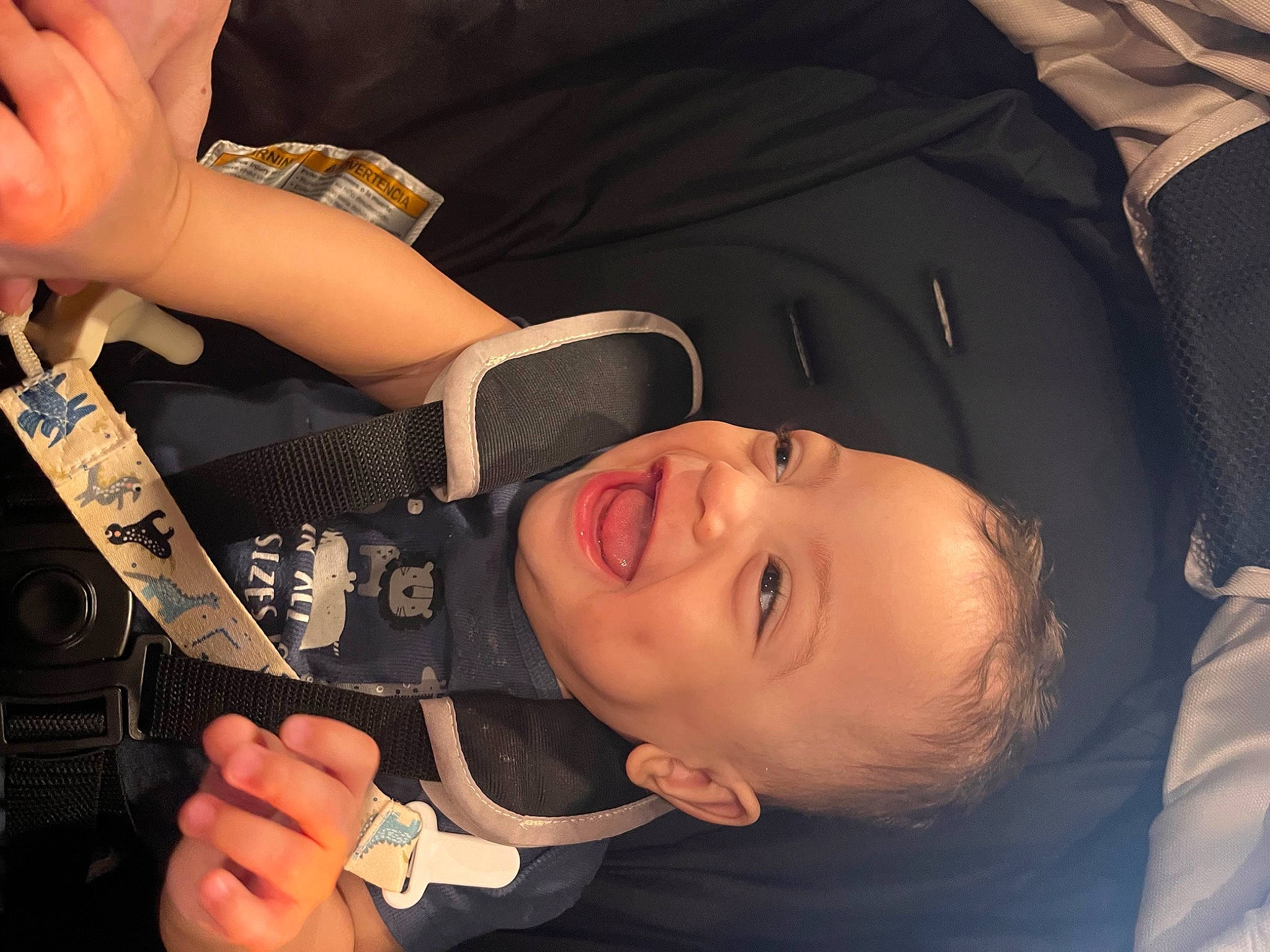 Seth is registered to the contest to win money with this photo: arm, black_hair, cheek, cool, eyebrow, eyelash, finger, gesture, hairstyle, hand, happy, headgear, mouth, nail, neck, nose, organ, person, skin, smile