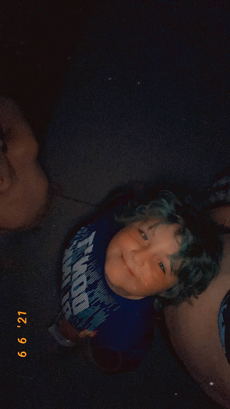 Domanic joined the competition — help win amazing prizes! arm, cheek, chin, ear, elbow, eye, eyebrow, flash_photography, forehead, gesture, human_body, iris, jaw, joy, mouth, muscle, neck, nose, person, shoulder