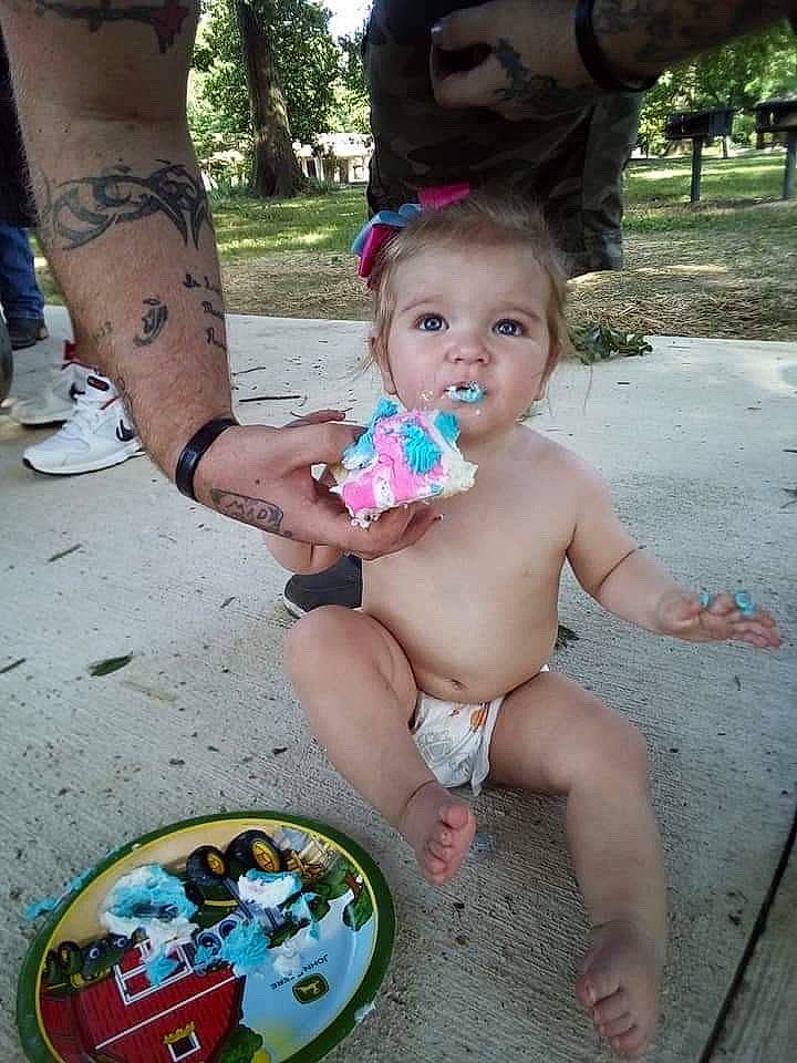 Kylee is registered to the contest to win money with this photo: baby, bathing, child, diaper, fun, leg, person, play, summer, toddler, trunk